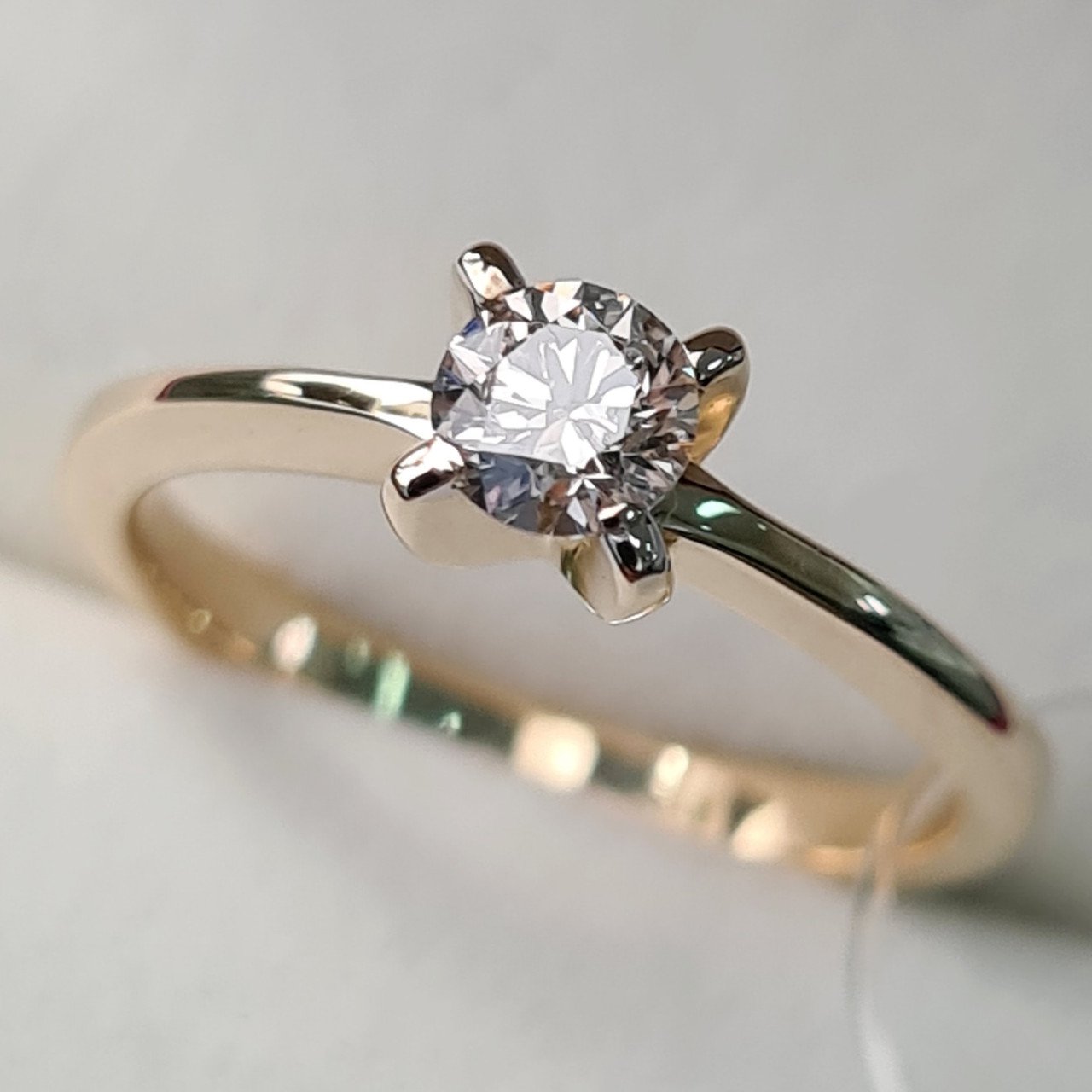 Кольцо Deimantas 92063294 16,5р 2,53гр 0,30ct. купить,NaN