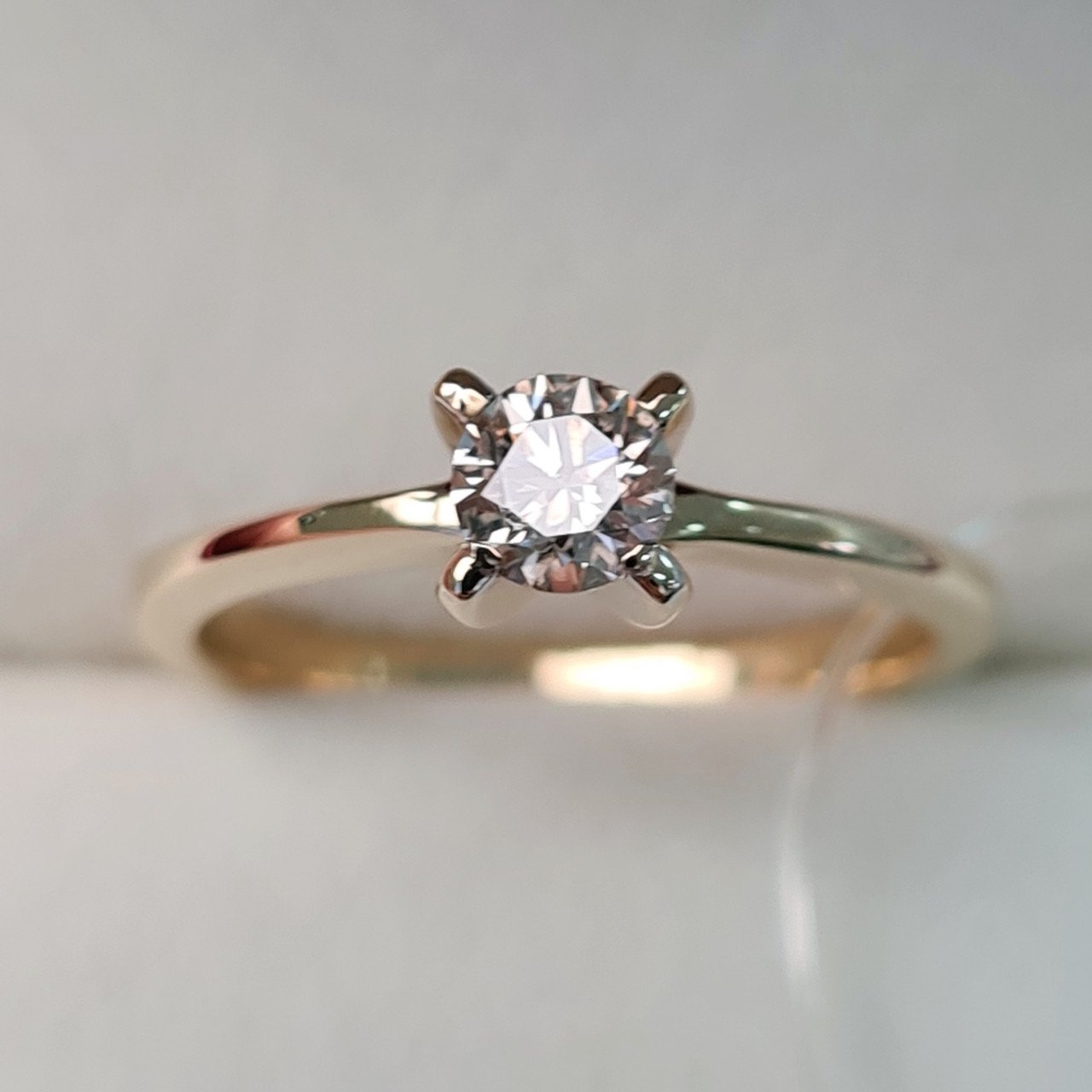 Кольцо Deimantas 92063294 16,5р 2,53гр 0,30ct. купить,NaN