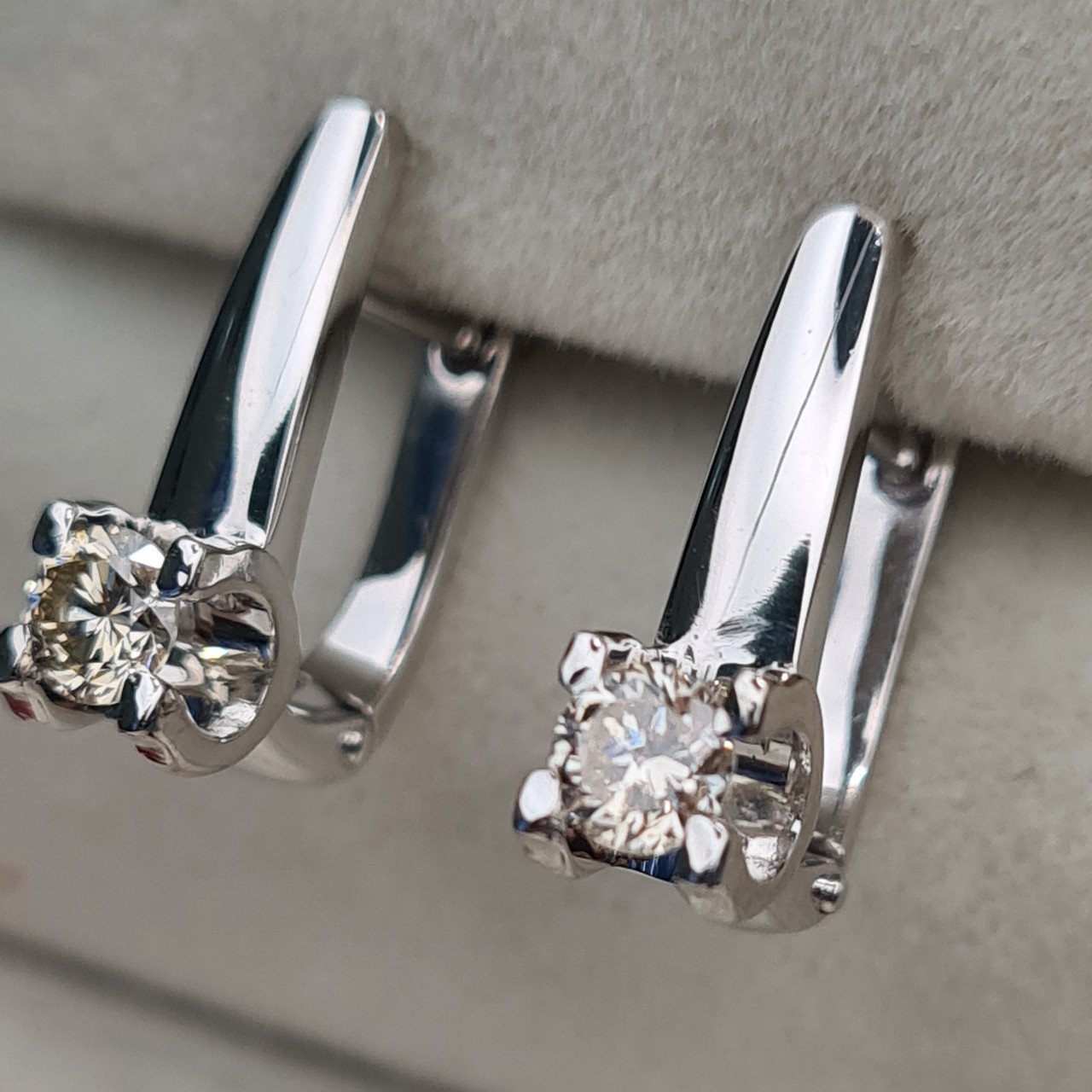 Серьги Deimantas 97349217 3,23гр 0,45ct. купить,NaN