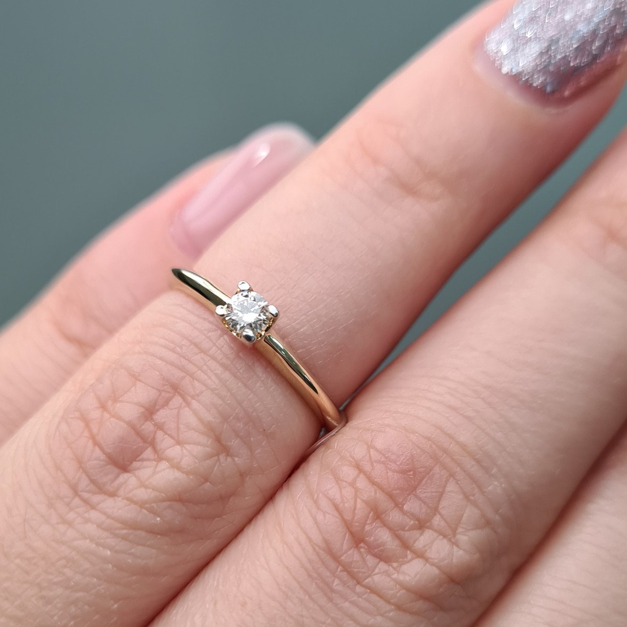 Кольцо Deimantas 92063463 15,5р 1,21гр 0,10ct. купить,NaN