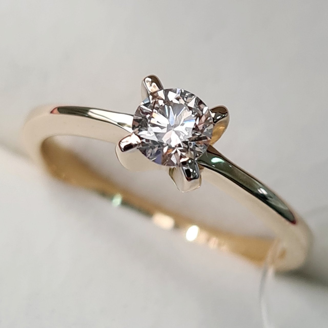 Кольцо Deimantas 92063294 16,5р 2,53гр 0,30ct. купить,NaN