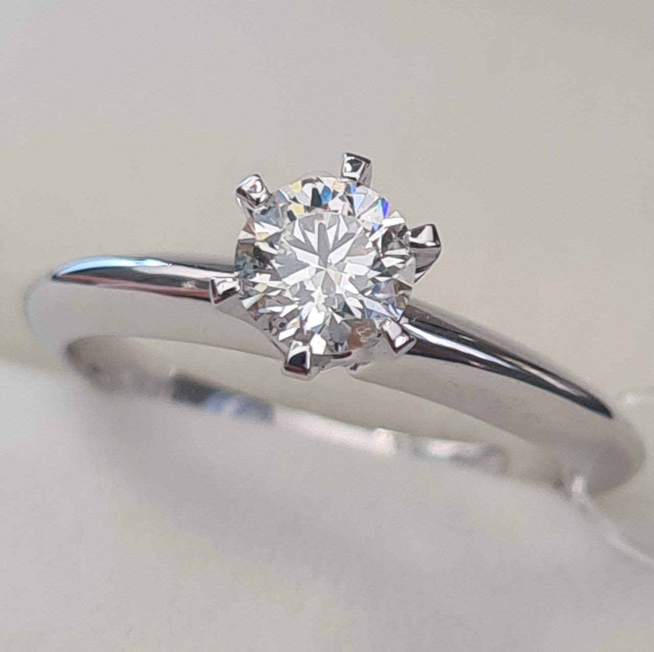 Кольцо Deimantas 95774406 16,51р 2,73гр 0,47ct. купить,NaN