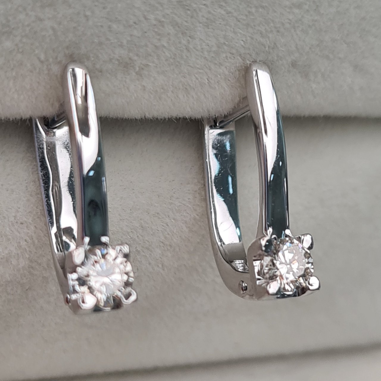 Серьги Deimantas 97349223 2,75гр 0,30ct. купить,NaN