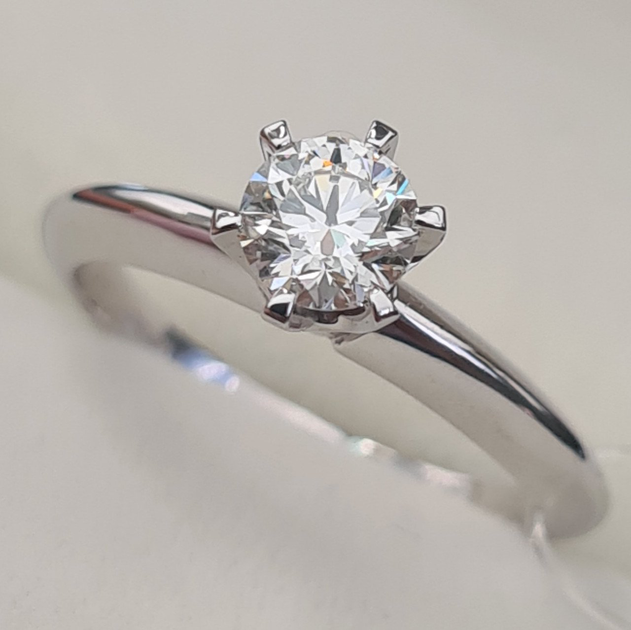 Кольцо Deimantas 95774406 16,51р 2,73гр 0,47ct. купить,NaN