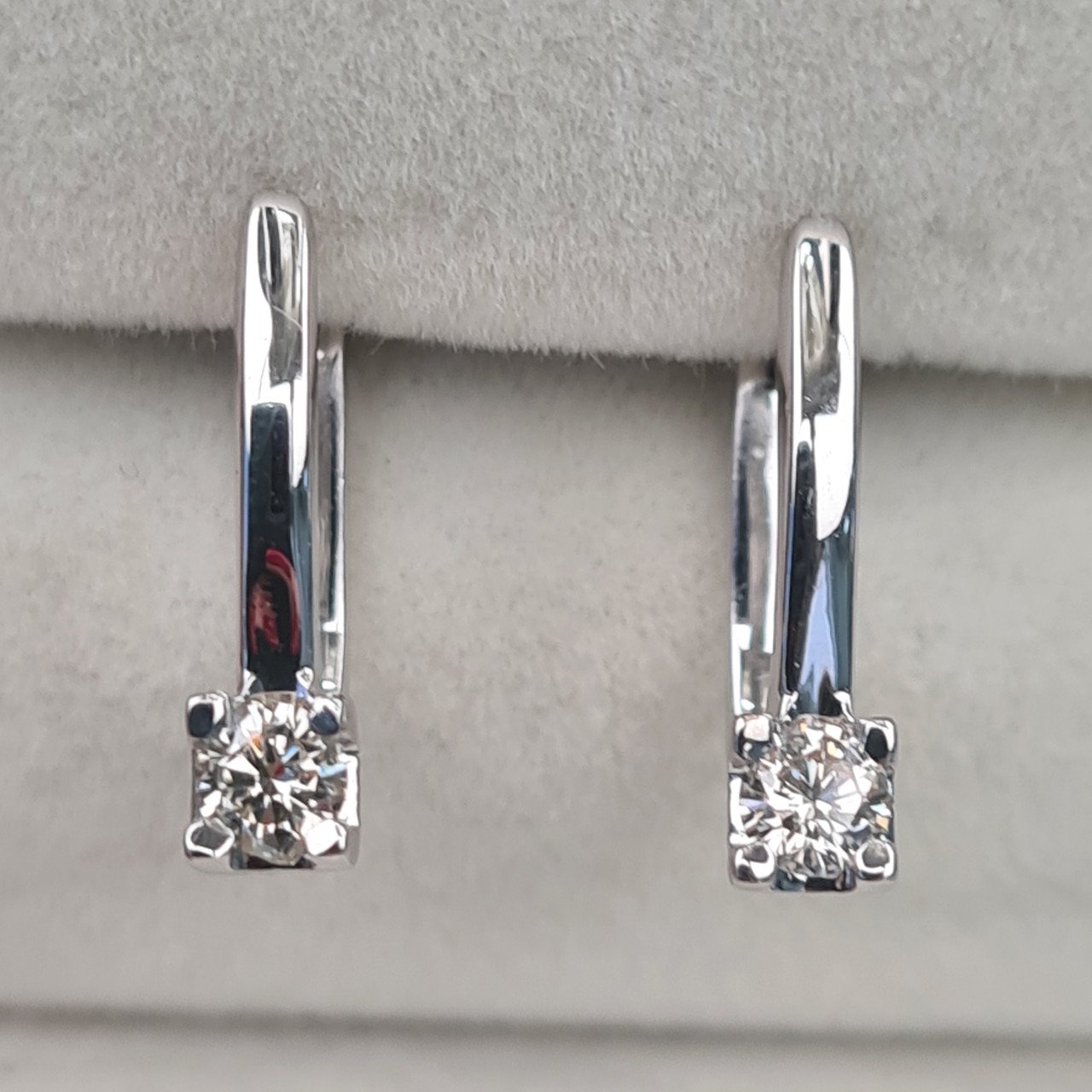 Серьги Deimantas 97349223 2,75гр 0,30ct. купить,NaN