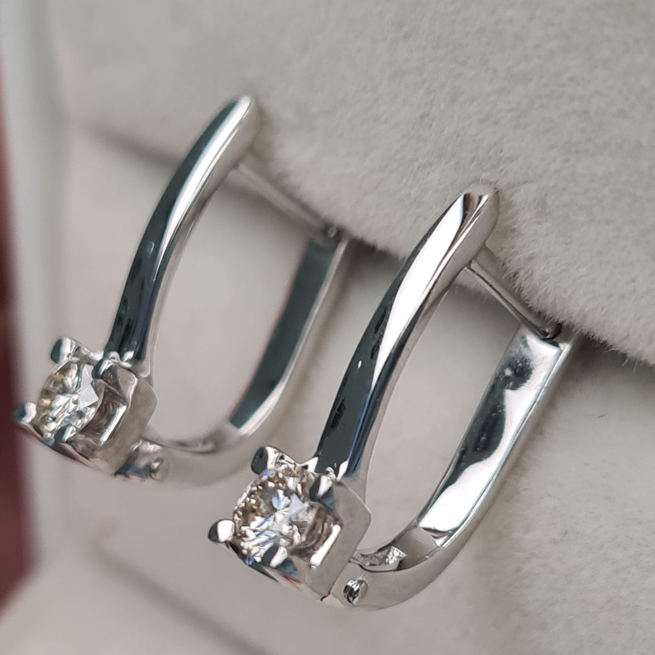 Серьги Deimantas 97349223 2,75гр 0,30ct. купить,NaN