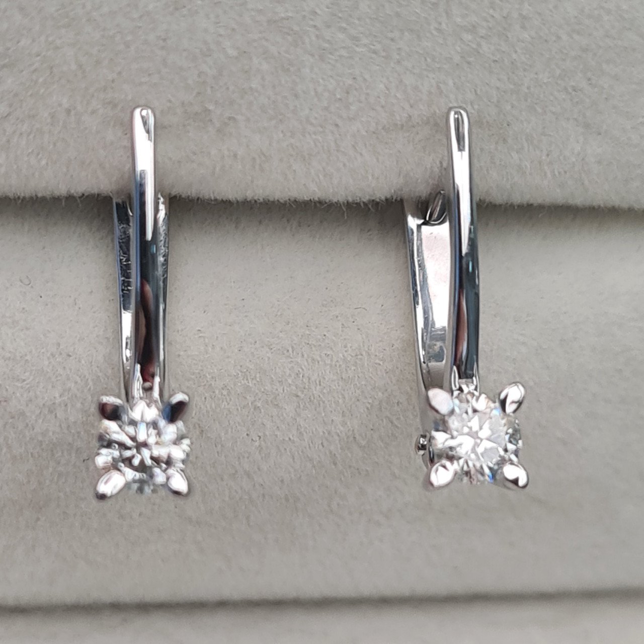 Серьги Deimantas 97349238 2,6гр 0,41ct. купить,NaN
