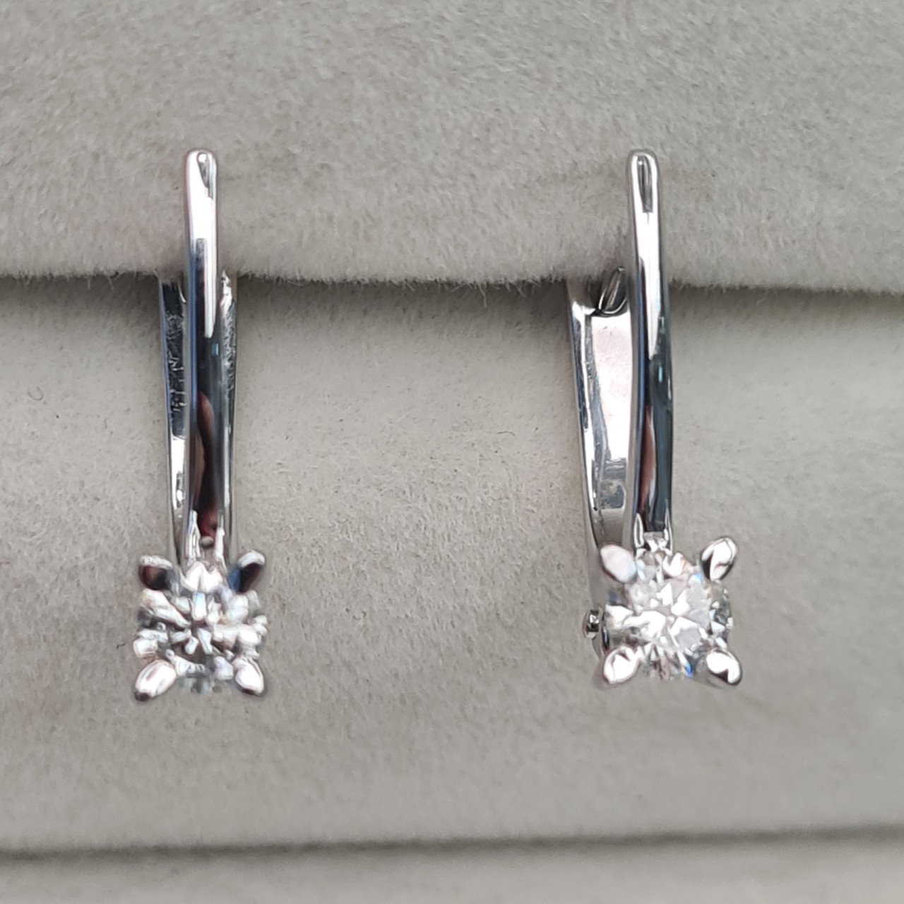Серьги Deimantas 97349238 2,6гр 0,41ct. купить,NaN