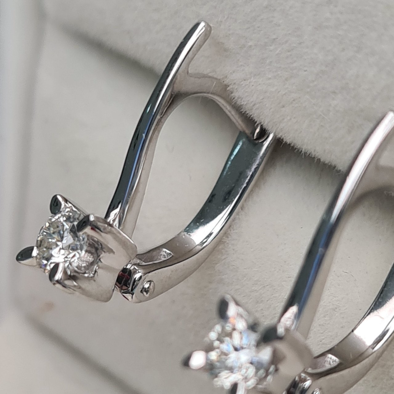 Серьги Deimantas 97349238 2,6гр 0,41ct. купить,NaN