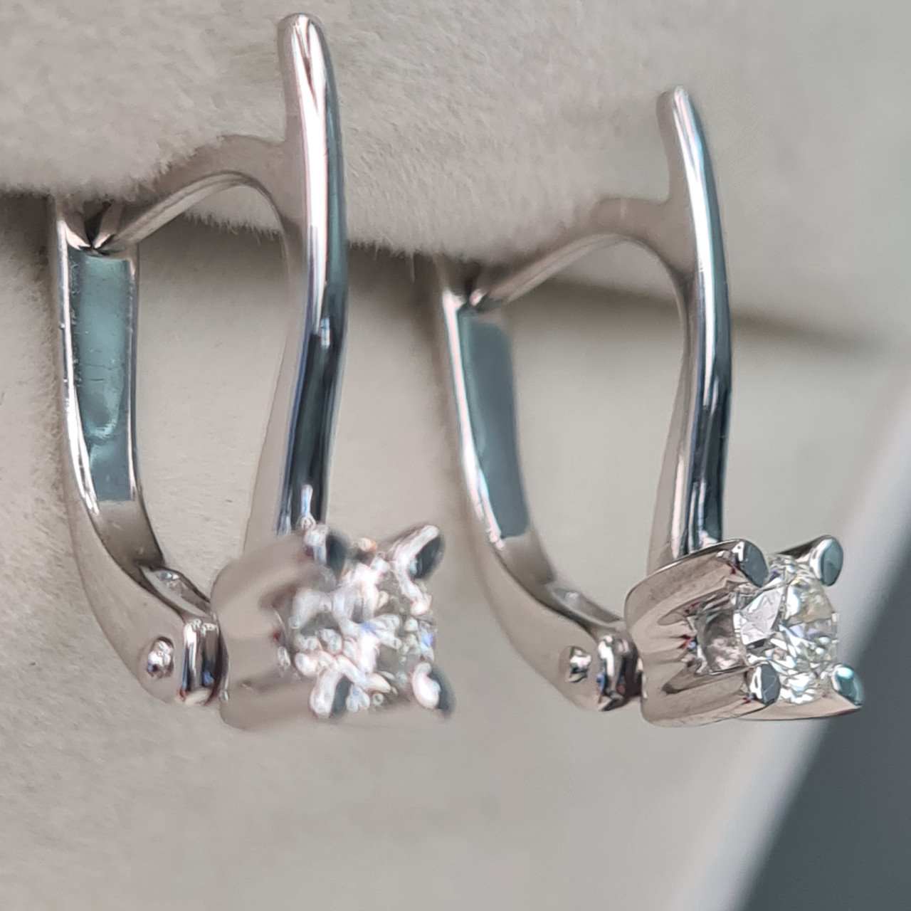 Серьги Deimantas 97349238 2,6гр 0,41ct. купить,NaN