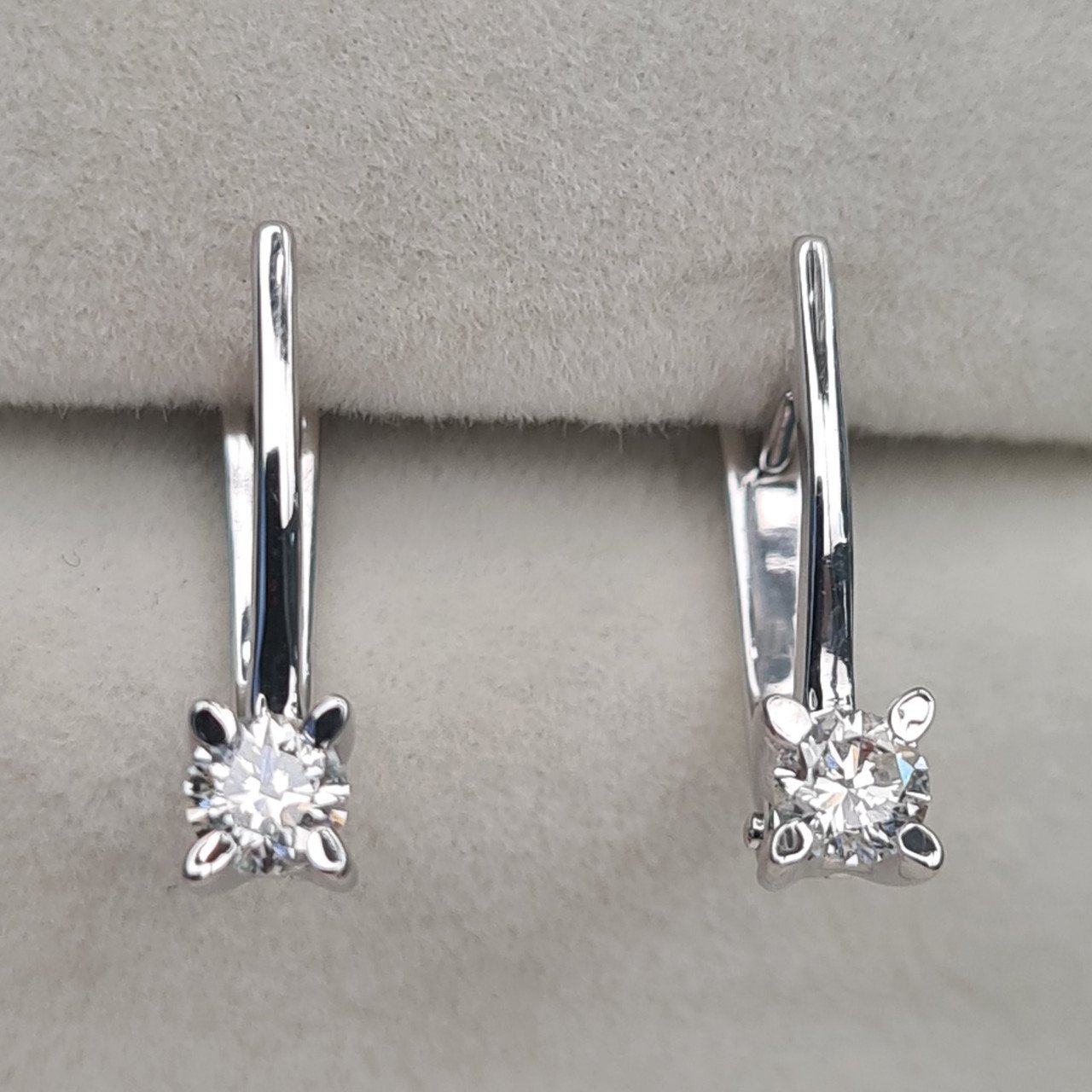 Серьги Deimantas 97349238 2,6гр 0,41ct. купить,NaN