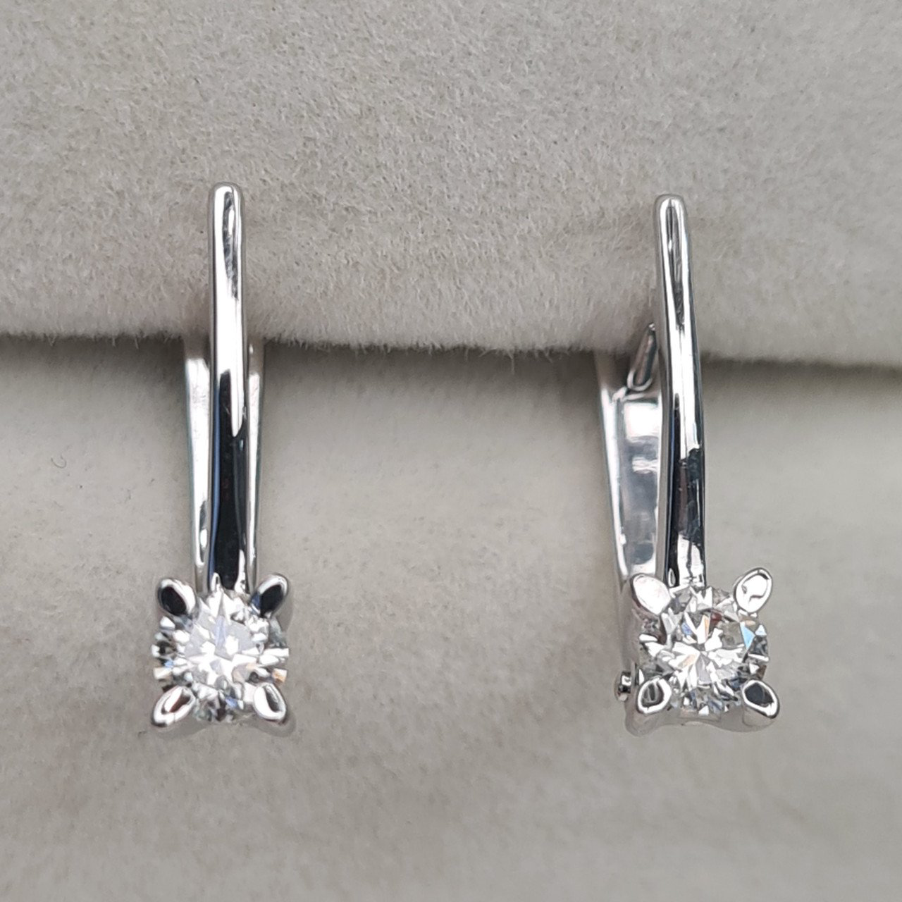 Серьги Deimantas 97349238 2,6гр 0,41ct. купить,NaN