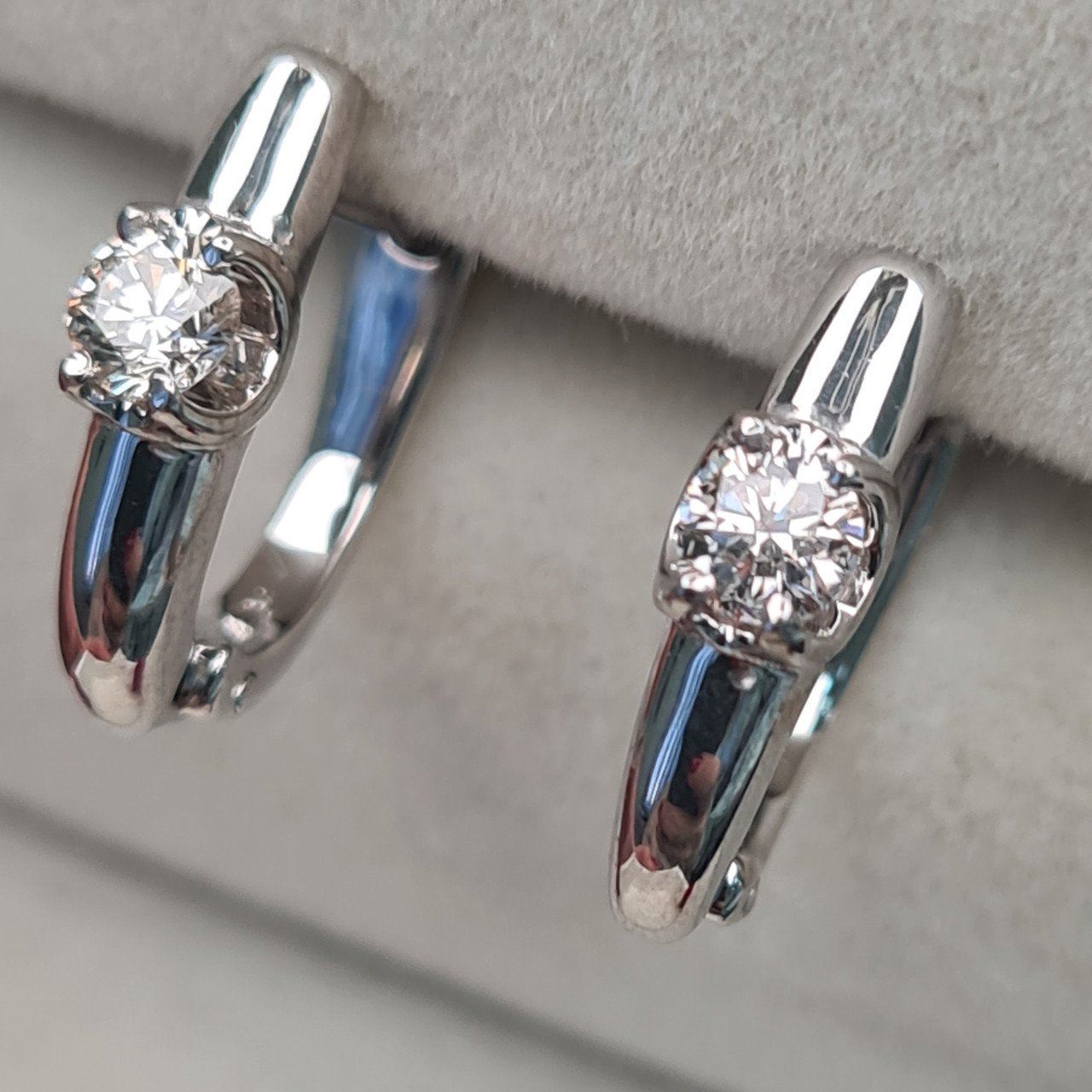 Серьги Deimantas 97349233 2,8гр 0,32ct. купить,NaN