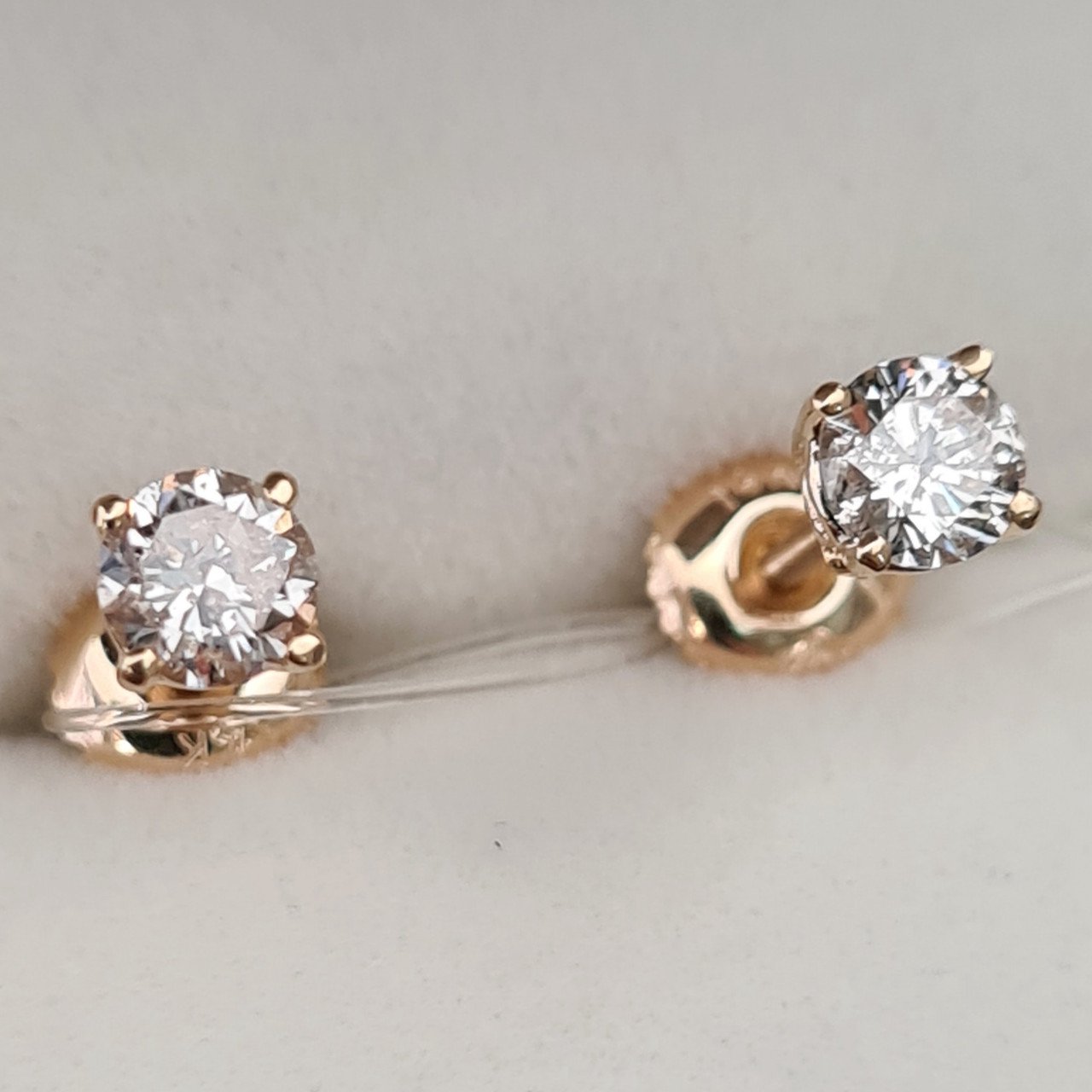 Серьги Deimantas 92605332 1,05гр 0,64ct. купить,NaN