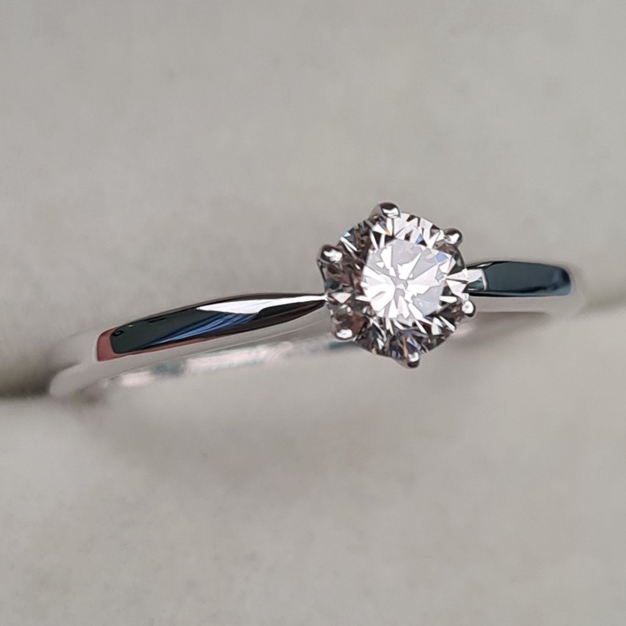 Кольцо Deimantas 97382750 15,5р 2гр 0,41ct. купить,NaN