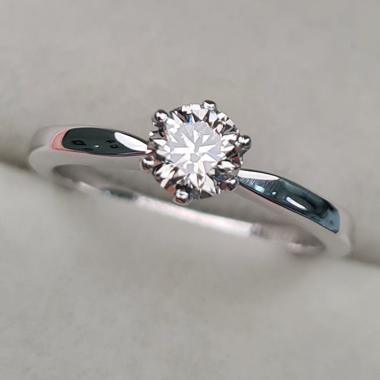 Кольцо Deimantas 97382750 15,5р 2гр 0,41ct. купить,NaN