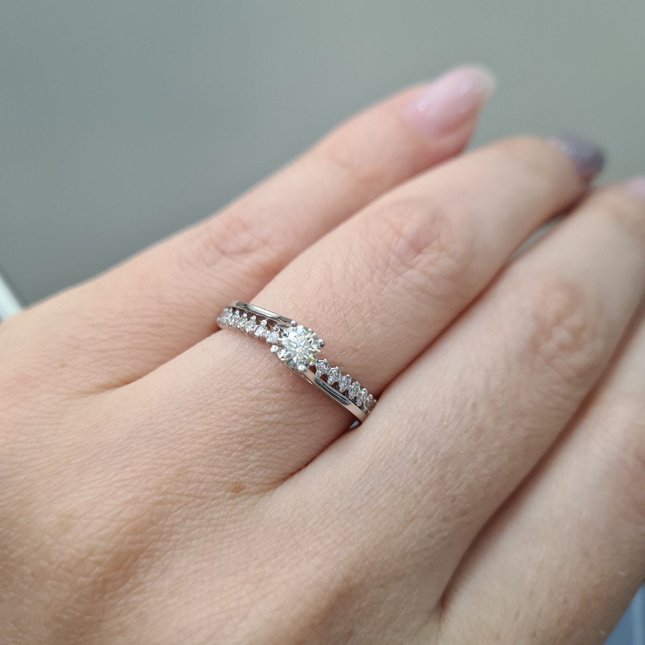 Кольцо Deimantas 92605219 18р 2,12гр 0,45ct. купить,NaN
