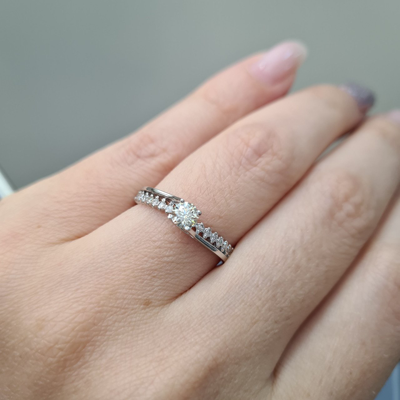Кольцо Deimantas 92605219 18р 2,12гр 0,45ct. купить,NaN