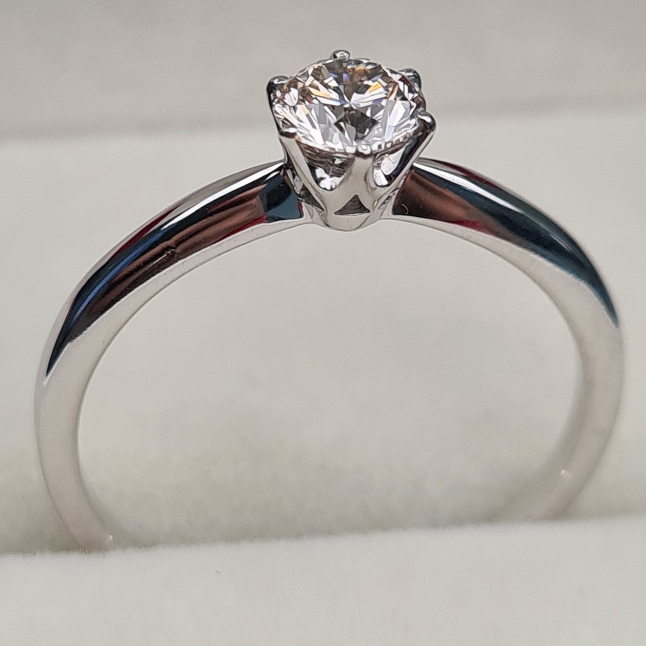 Кольцо Deimantas 97382753 17р 2,18гр 0,45ct. купить,NaN