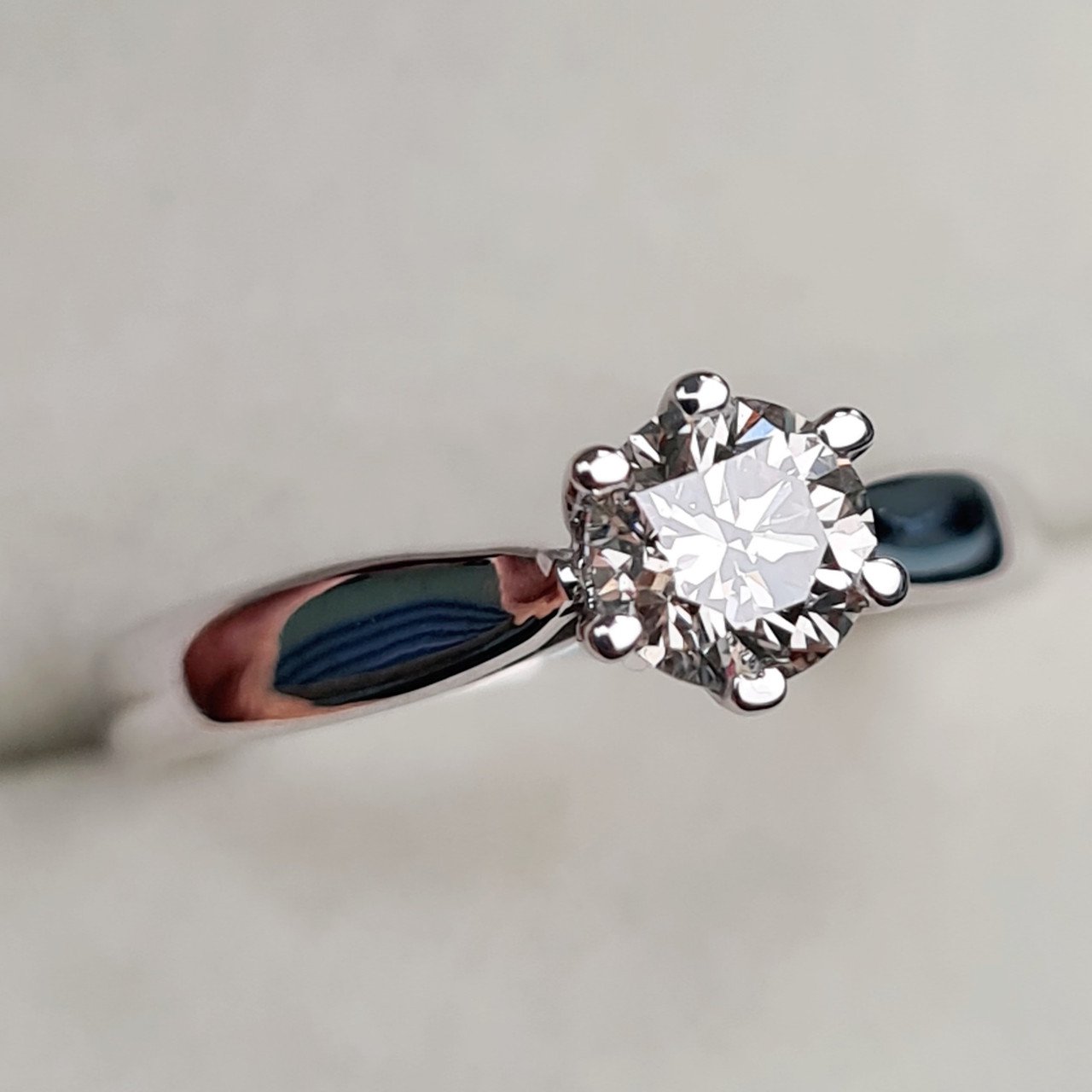 Кольцо Deimantas 97382755 17,5р 2,52гр 0,59ct. купить,NaN