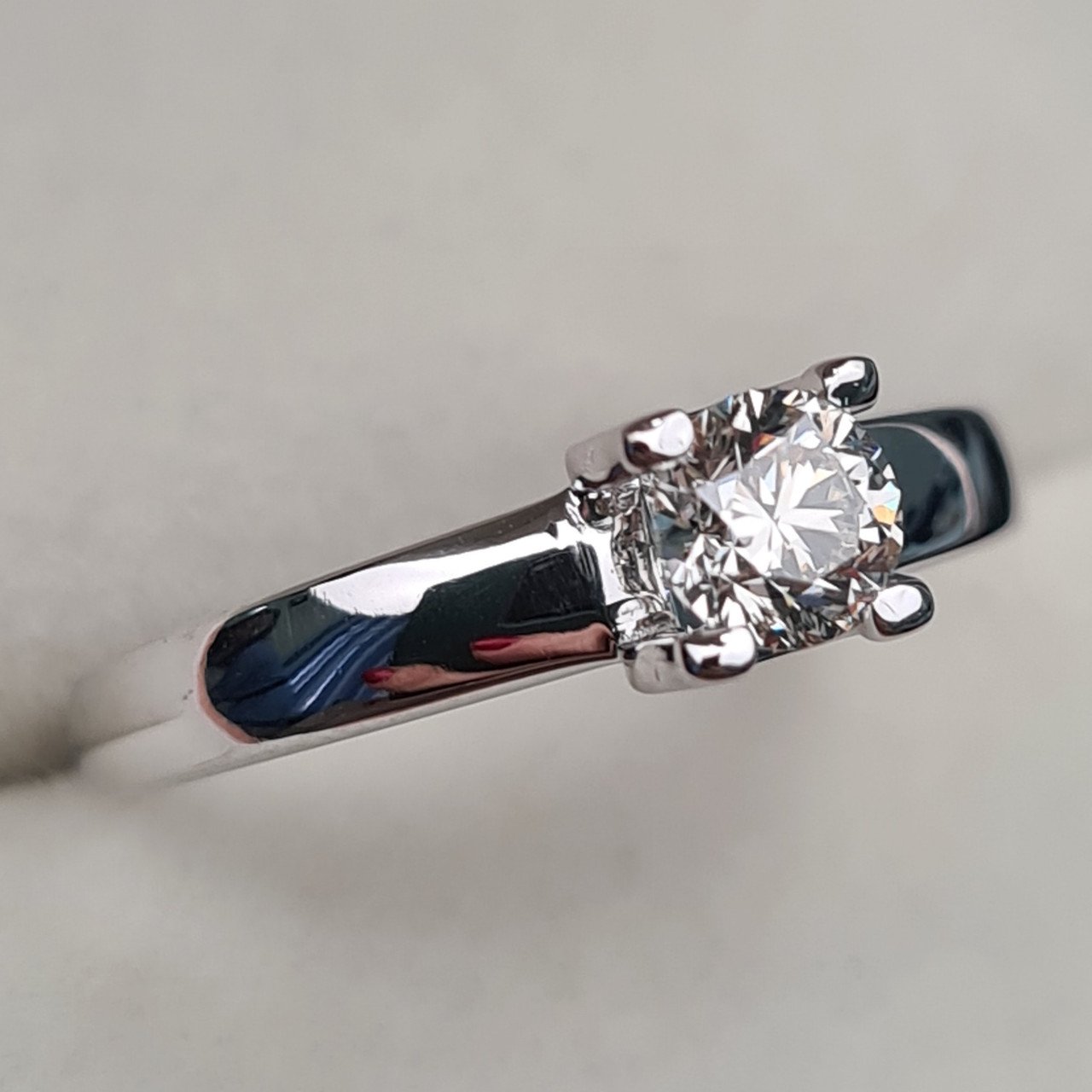 Кольцо Deimantas 97382760 16,5р 2,37гр 0,43ct. купить,NaN