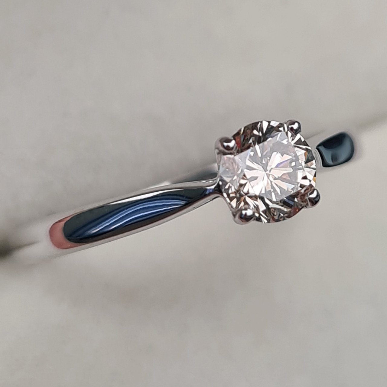 Кольцо Deimantas 97382764 16,5р 1,82гр 0,44ct. купить,NaN