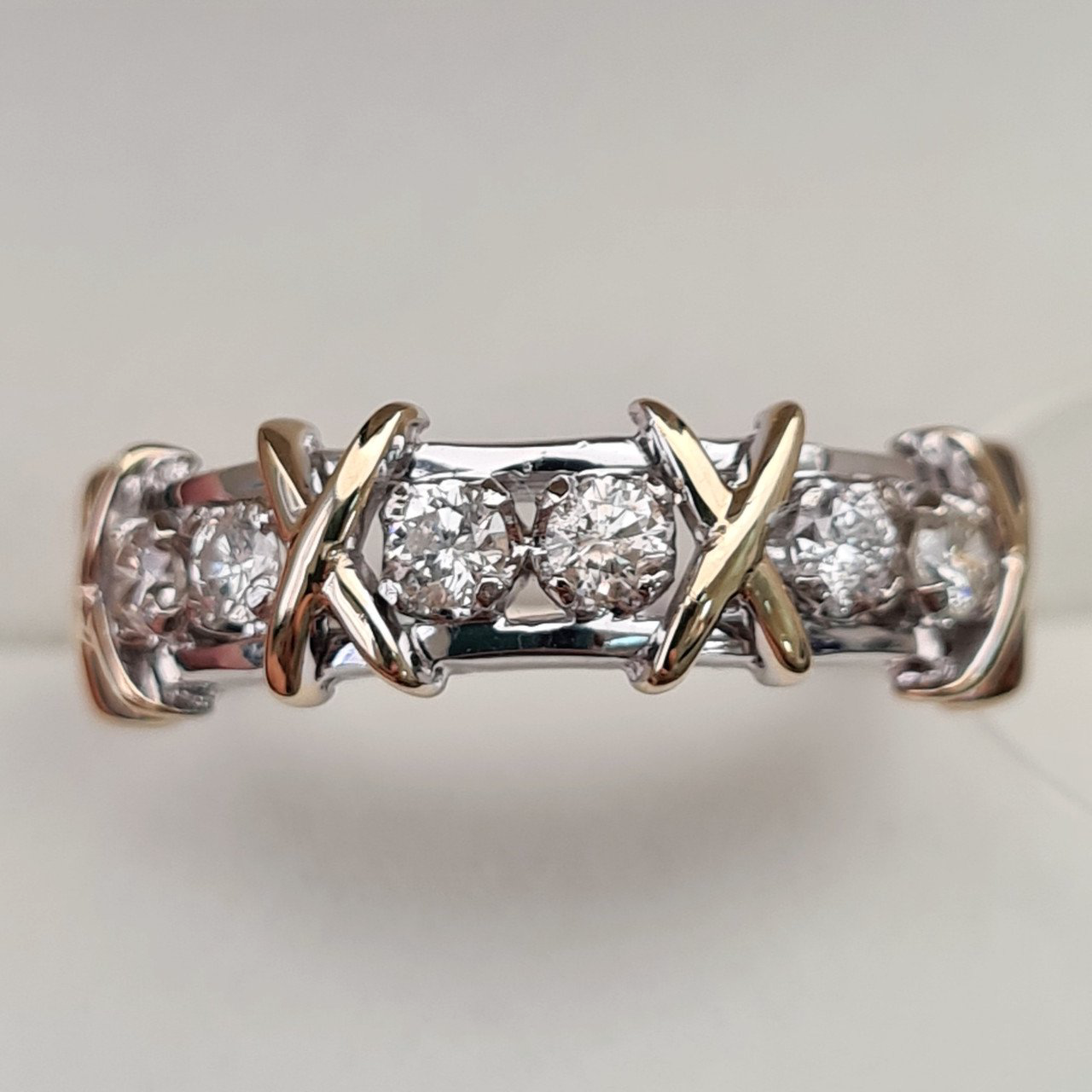 Кольцо Deimantas 92605744 19р 5,34гр 0,50ct. купить,NaN