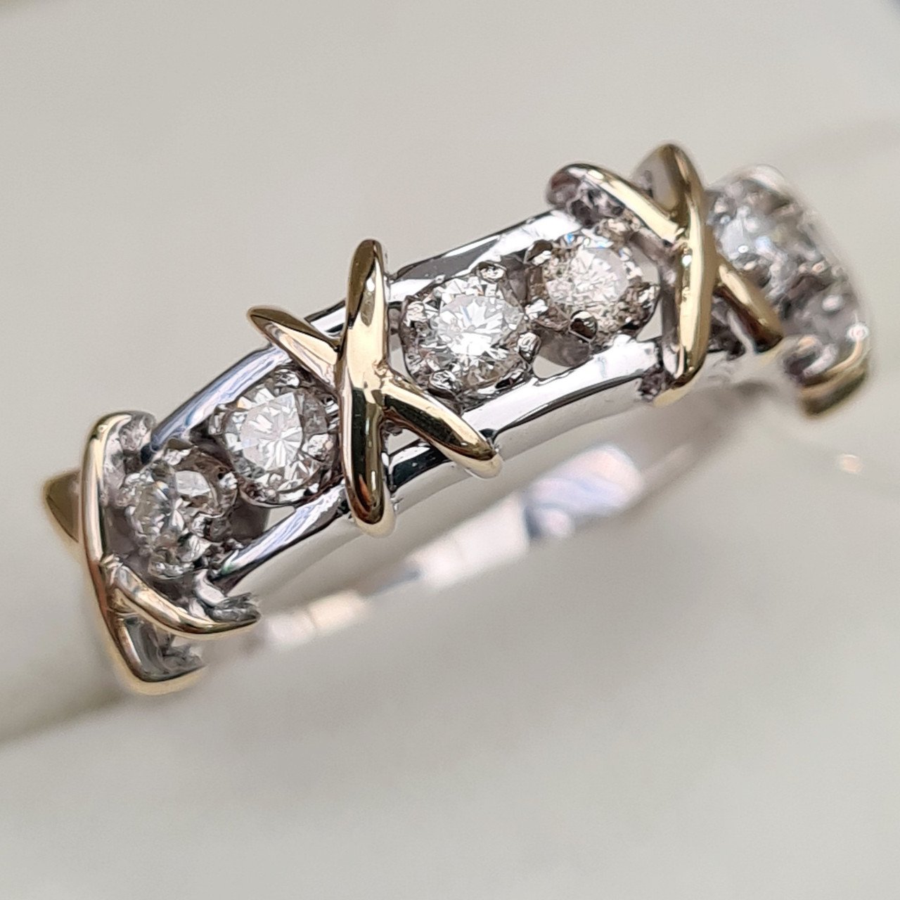 Кольцо Deimantas 92605744 19р 5,34гр 0,50ct. купить,NaN
