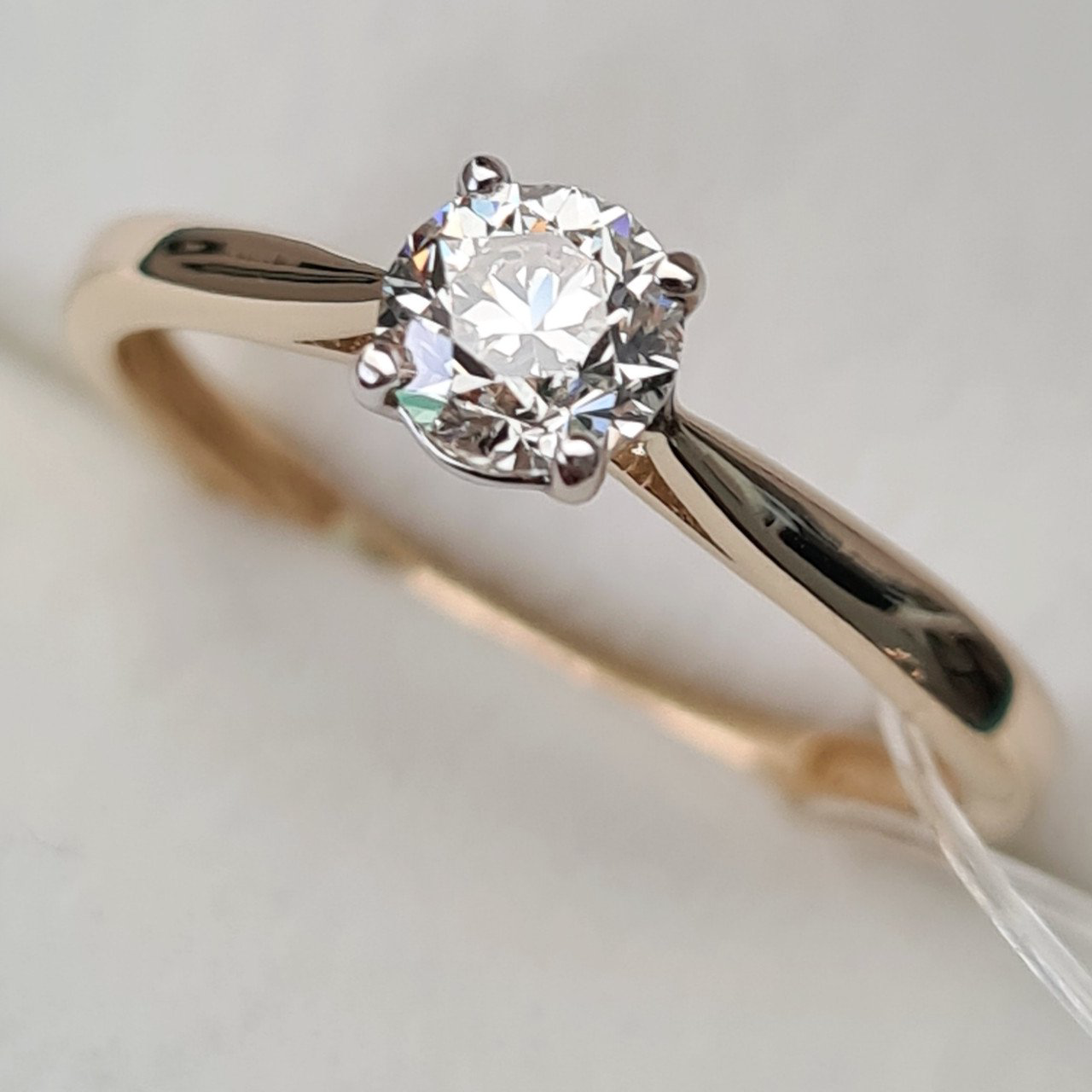 Кольцо Deimantas 92632244 17р 1,61гр 0,50ct. купить,NaN