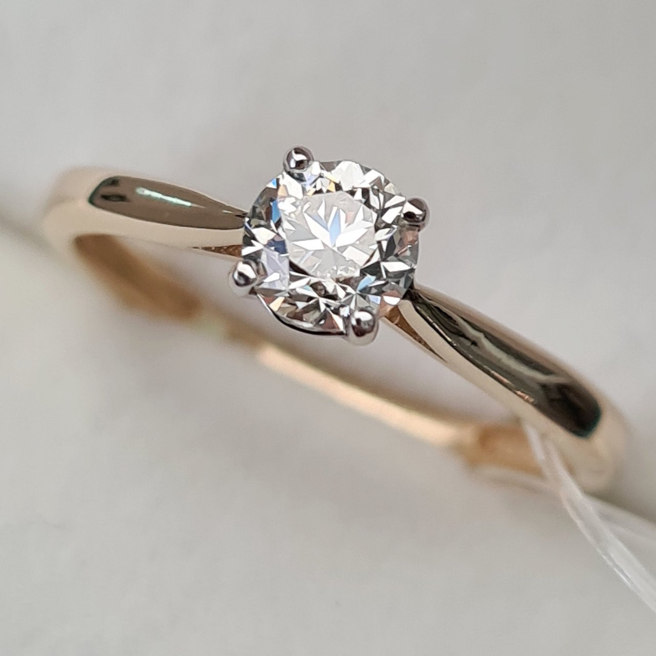 Кольцо Deimantas 92632244 17р 1,61гр 0,50ct. купить,NaN