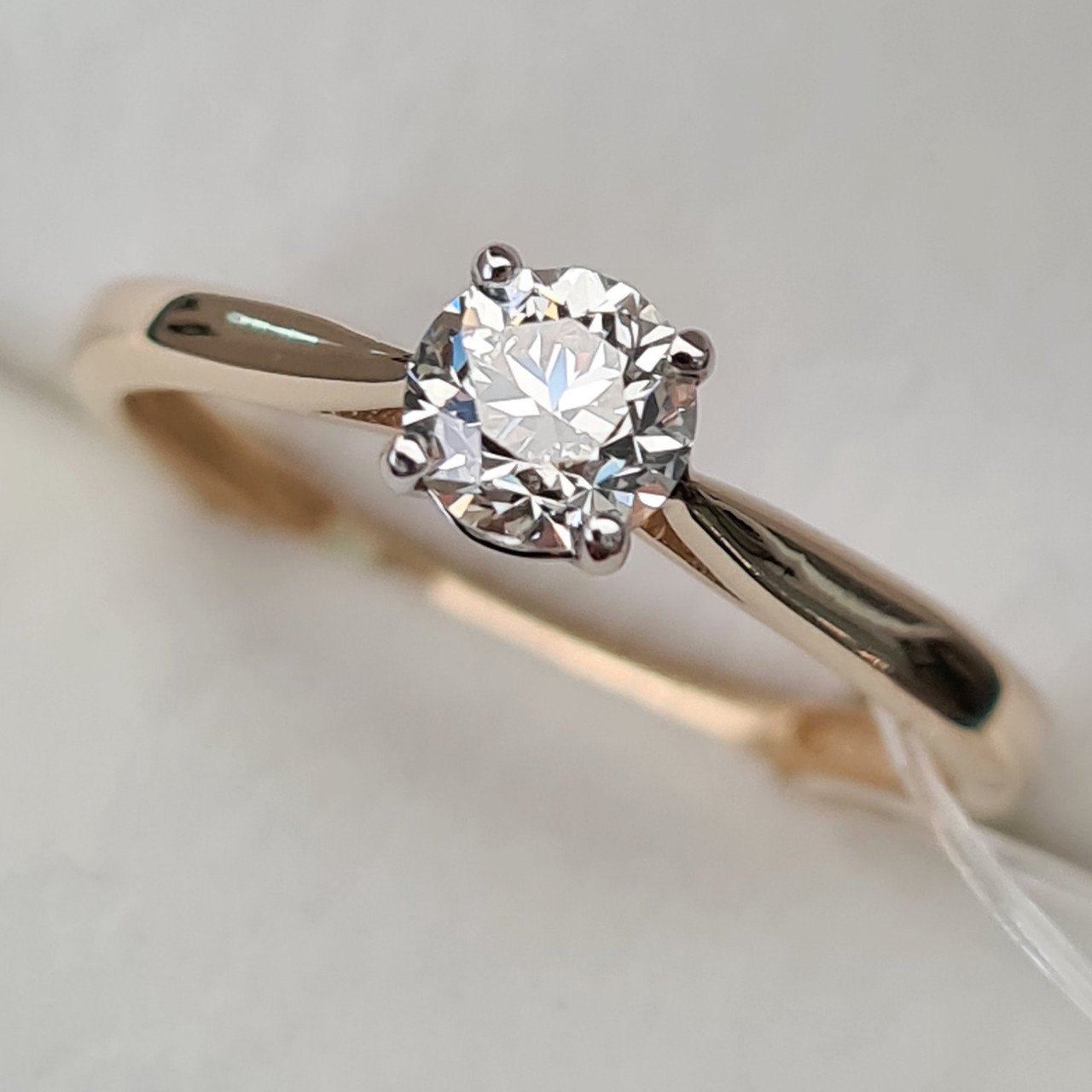 Кольцо Deimantas 92632244 17р 1,61гр 0,50ct. купить,NaN