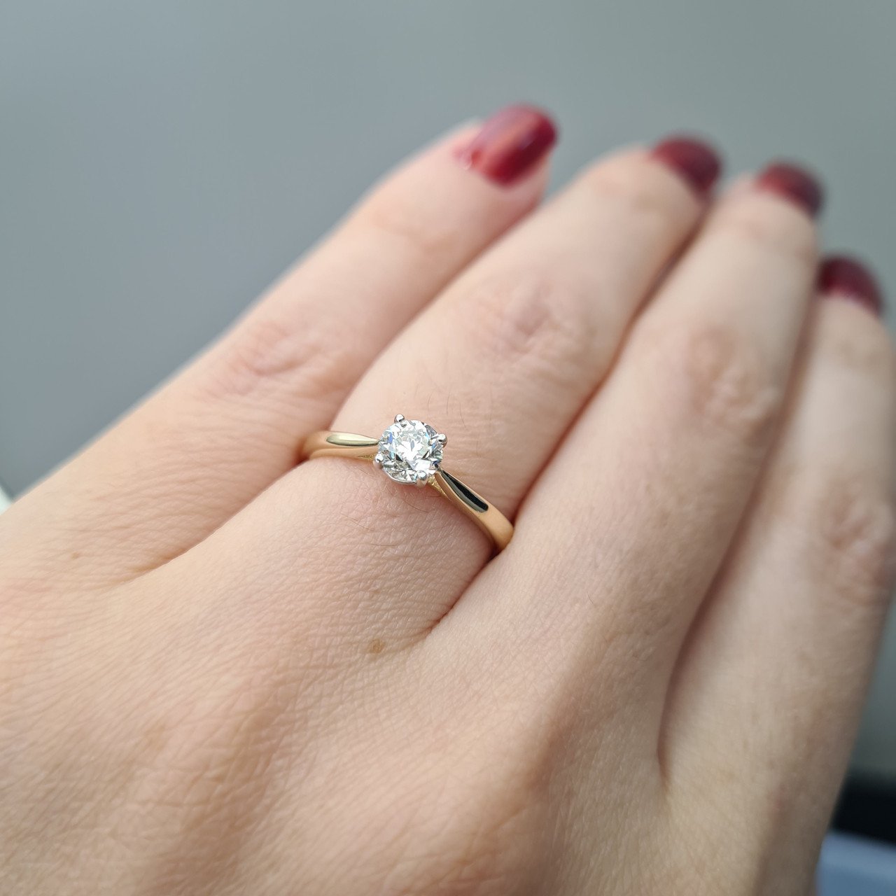 Кольцо Deimantas 92632244 17р 1,61гр 0,50ct. купить,NaN