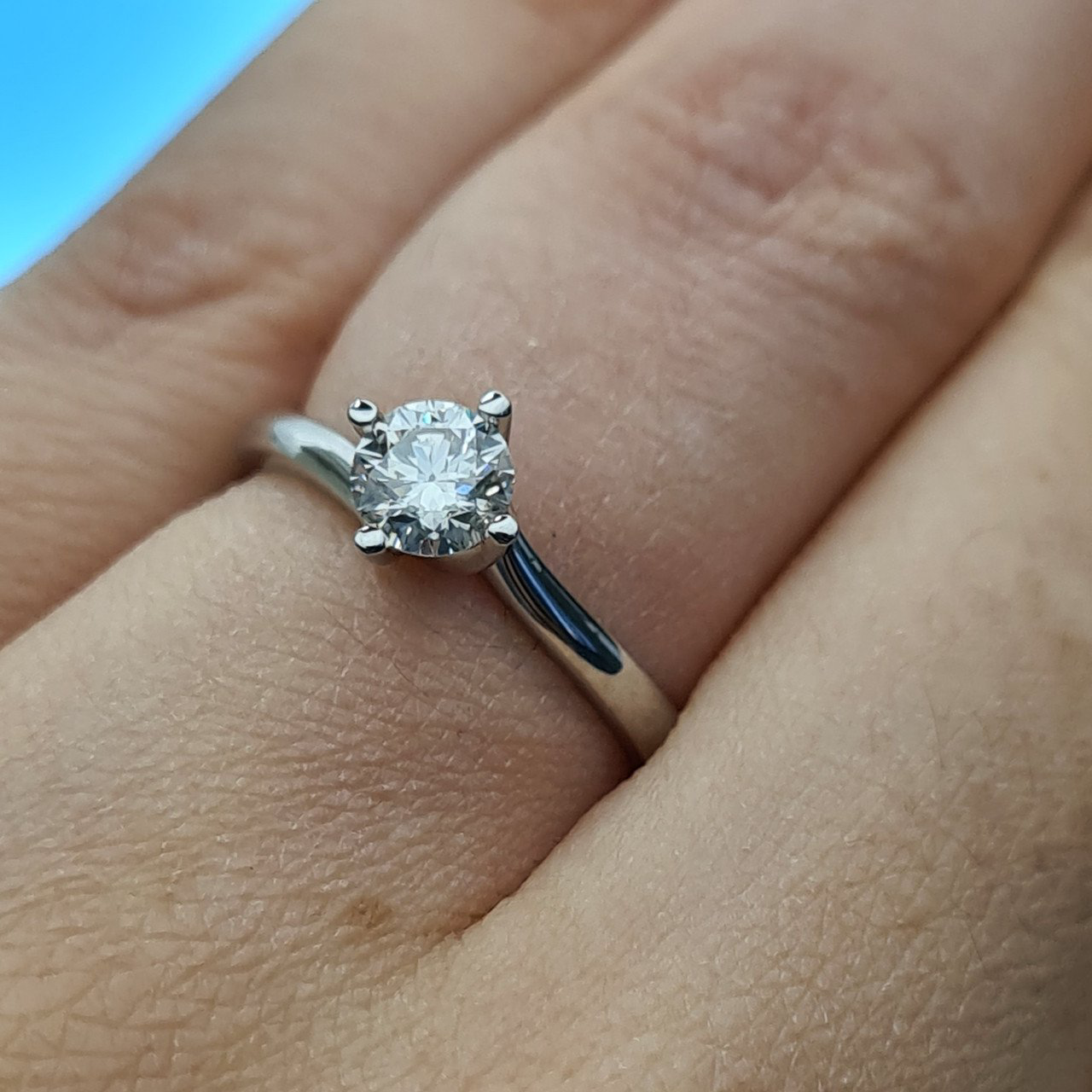 Кольцо Deimantas 95786395 16,51р 2,35гр 0,40ct. купить,NaN