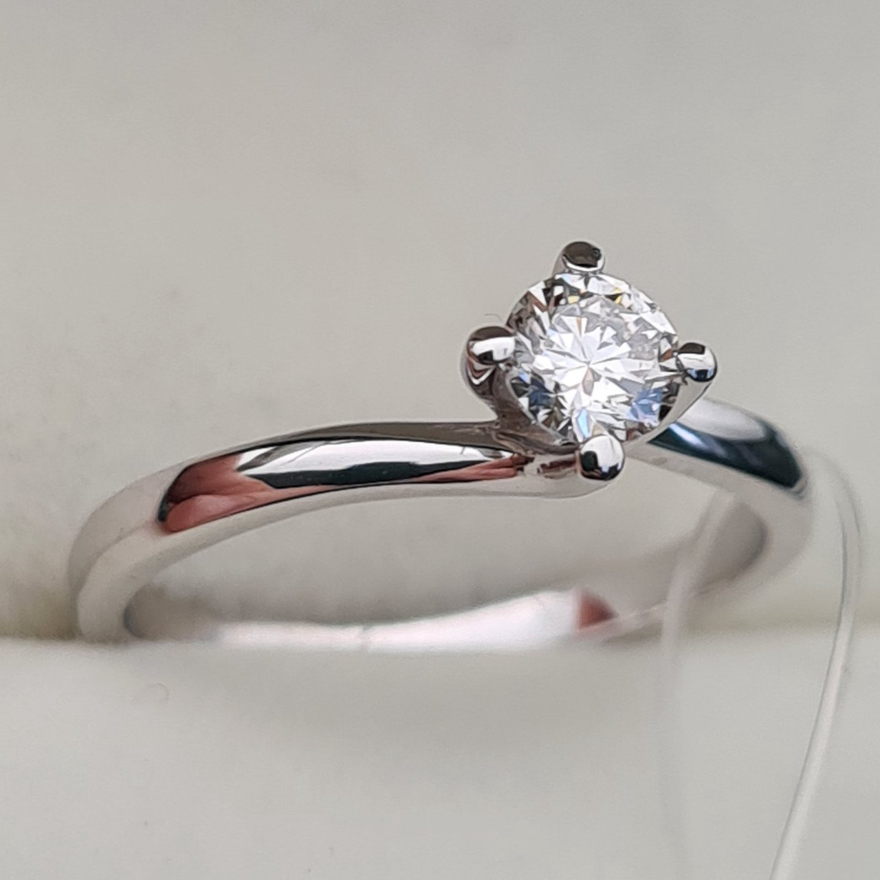Кольцо Deimantas 95787410 16,51р 2,32гр 0,36ct. купить,NaN