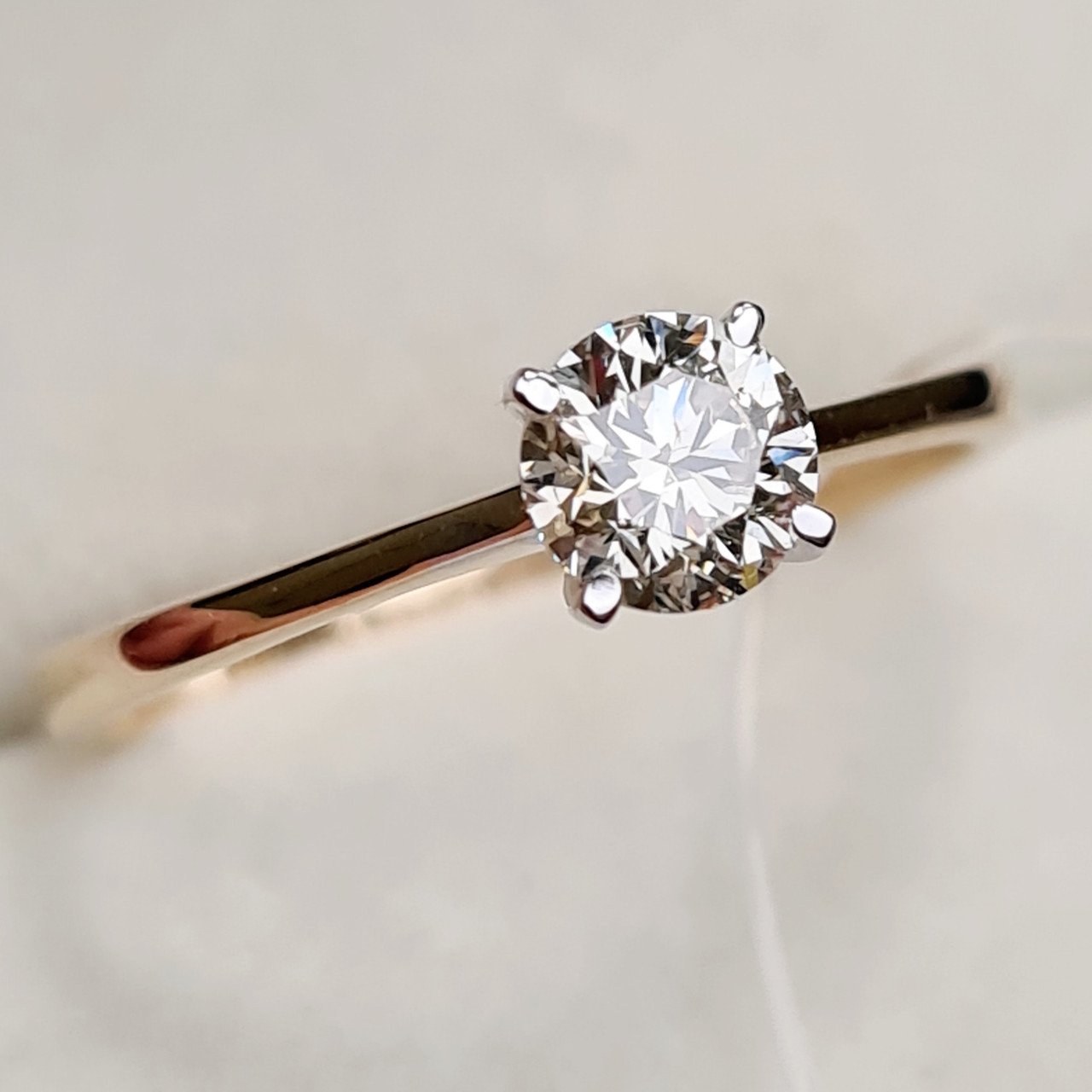Кольцо Deimantas 97382774 17,5р 1,57гр 0,53ct. купить,NaN