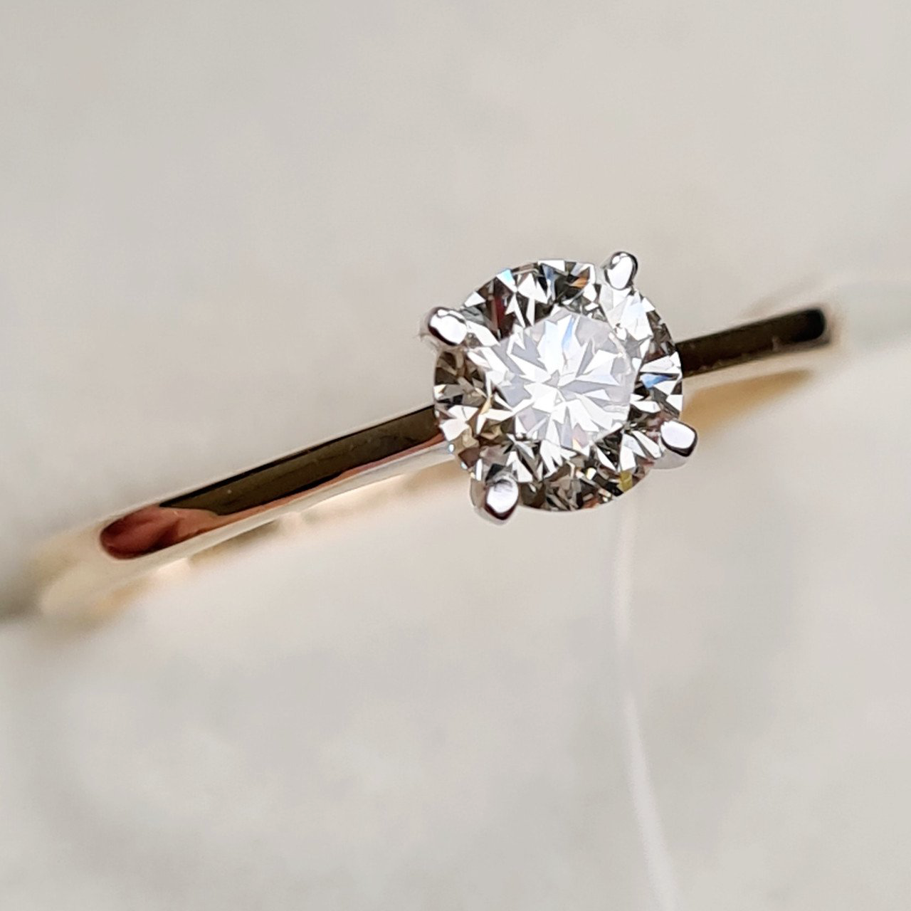 Кольцо Deimantas 97382774 17,5р 1,57гр 0,53ct. купить,NaN