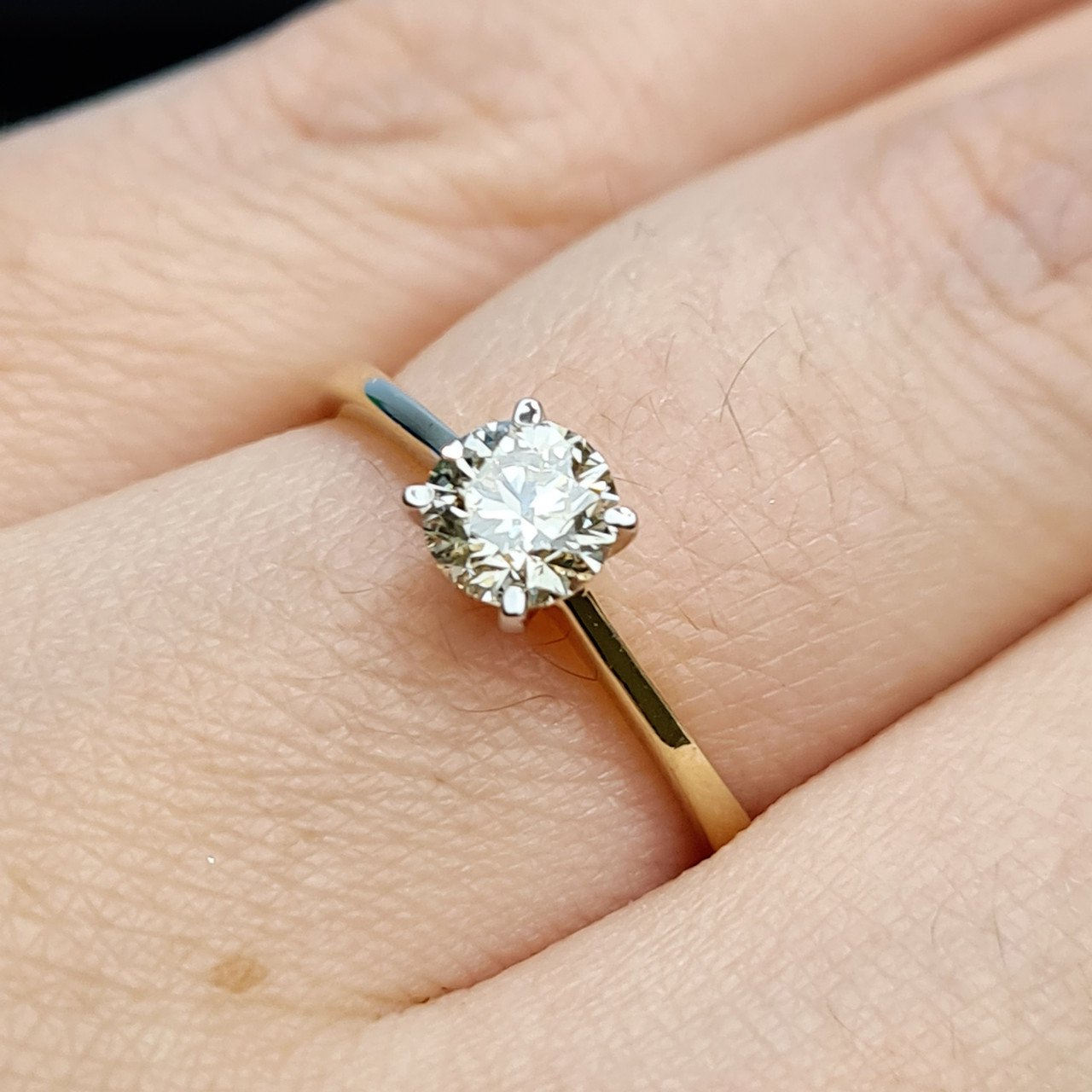 Кольцо Deimantas 97382774 17,5р 1,57гр 0,53ct. купить,NaN