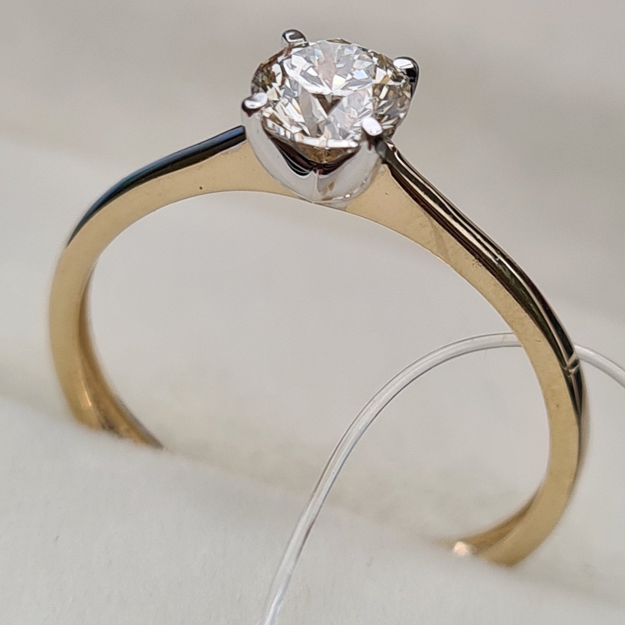 Кольцо Deimantas 97382774 17,5р 1,57гр 0,53ct. купить,NaN