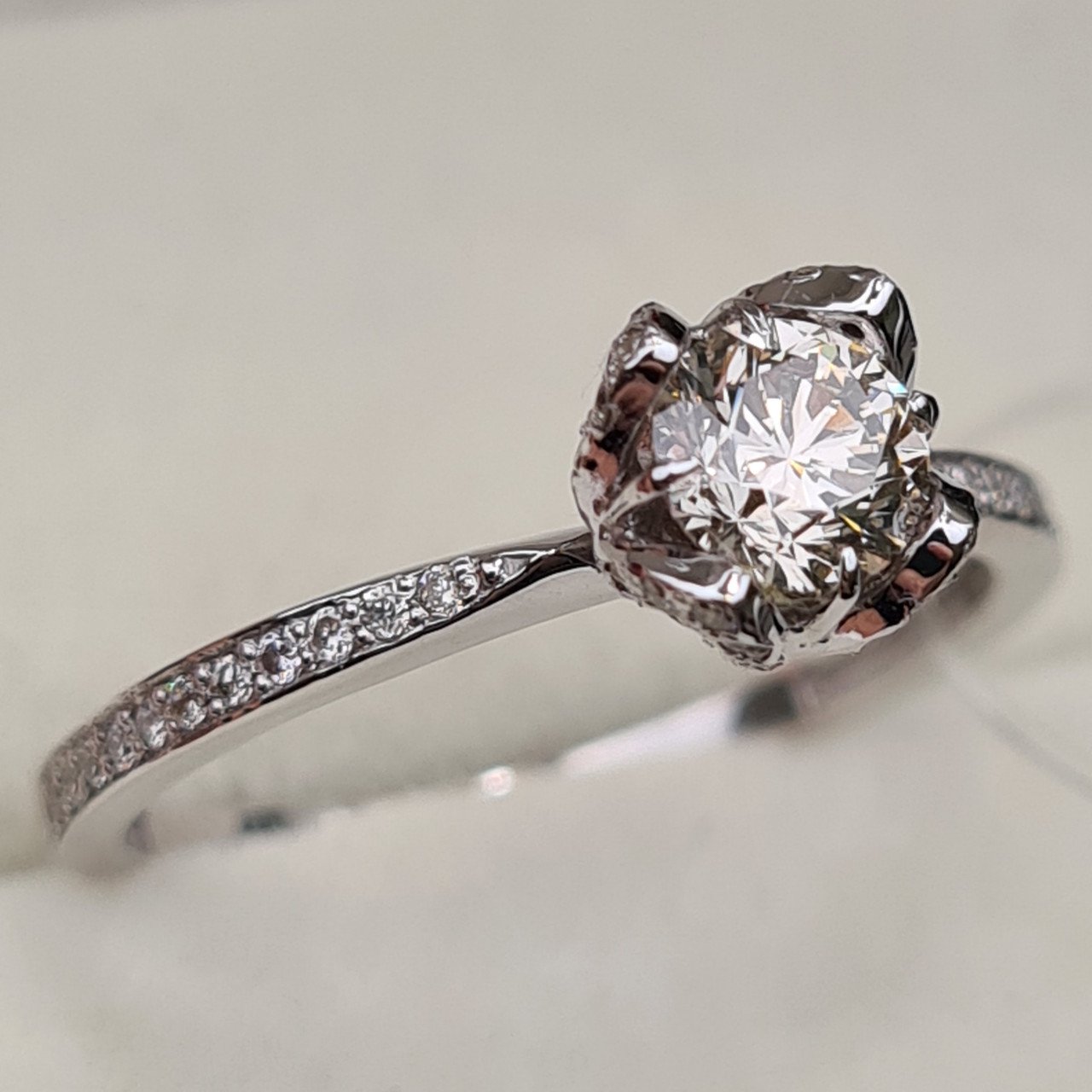 Кольцо Deimantas 97476885 18р 1,89гр 0,72ct. купить,NaN