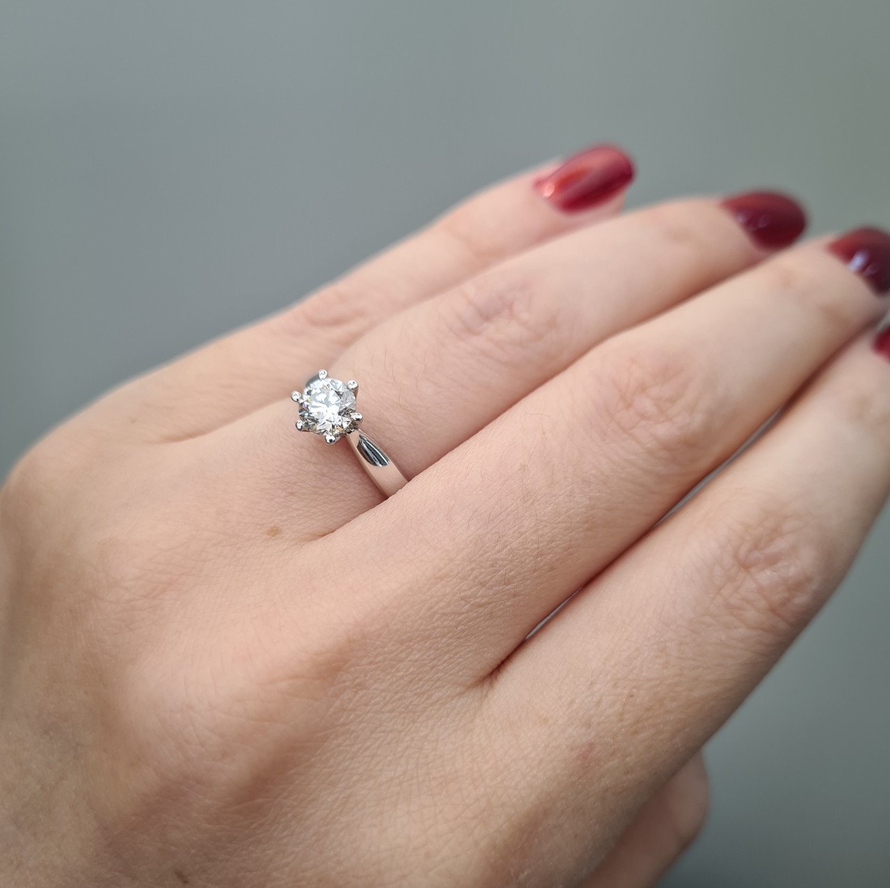 Кольцо Deimantas 92632909 16,51р 2,66гр 0,70ct. купить,NaN