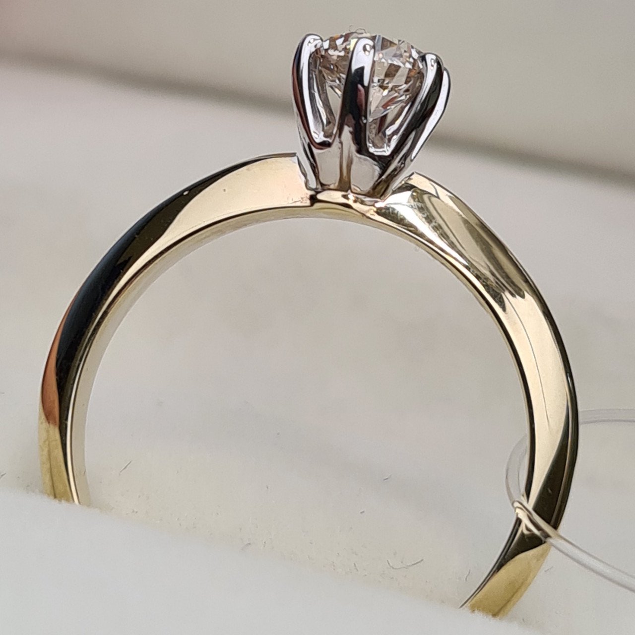Кольцо Deimantas 97476895 16,5р 2,63гр 0,57ct. купить,NaN