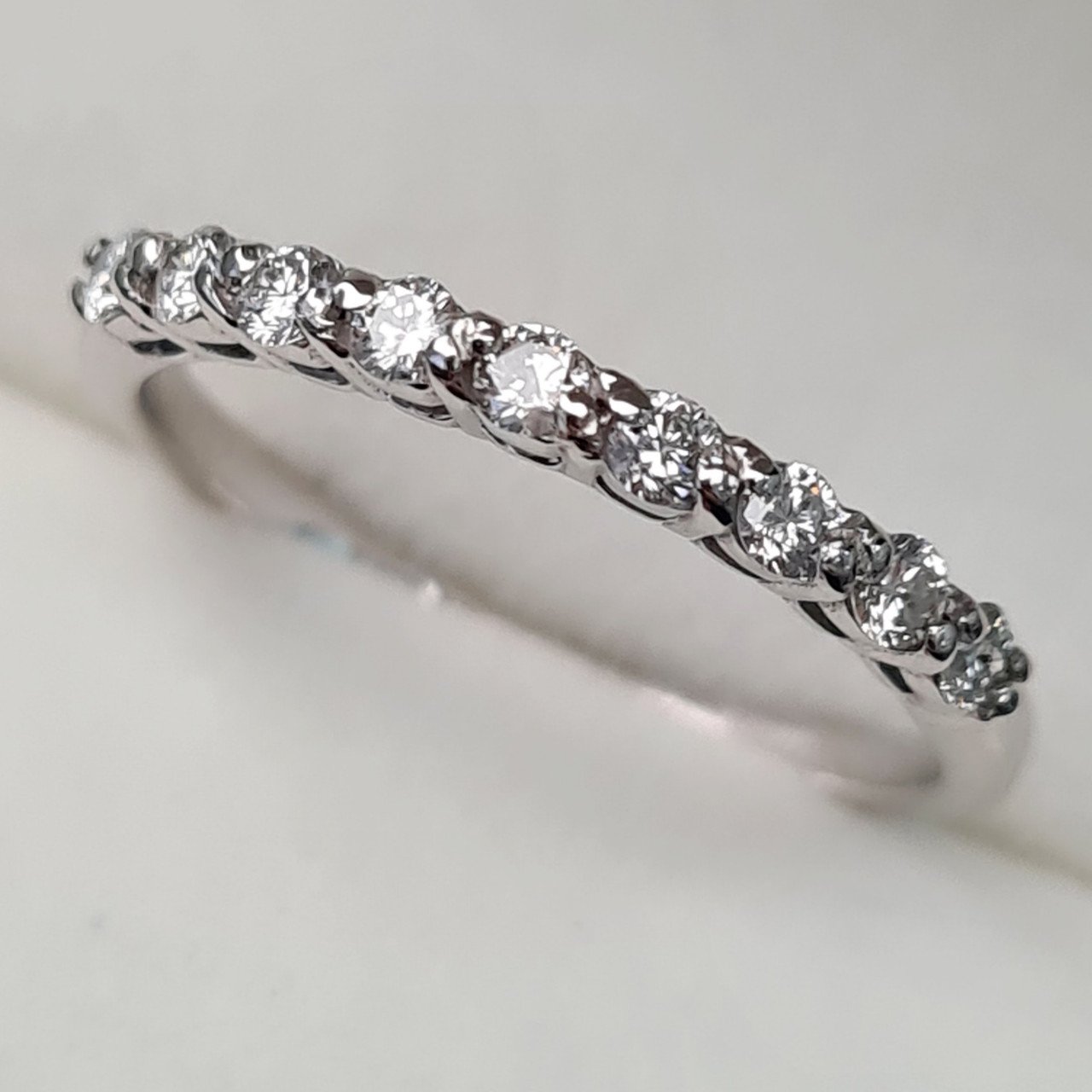 Кольцо Deimantas 92807543 17р 1,7гр 0,26ct. купить,NaN