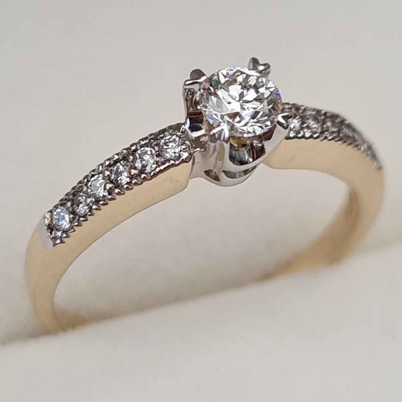 Кольцо Deimantas 92807096 16,5р 2,09гр 0,34ct. купить,NaN