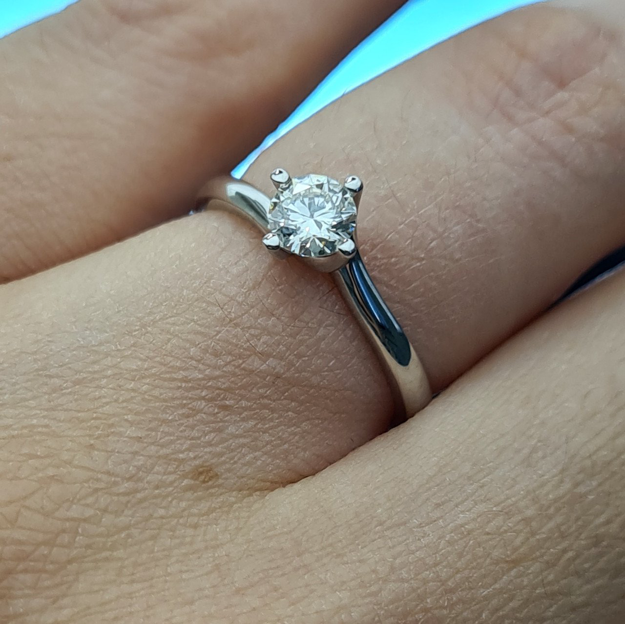 Кольцо Deimantas 95790529 16,51р 2,34гр 0,55ct. купить,NaN