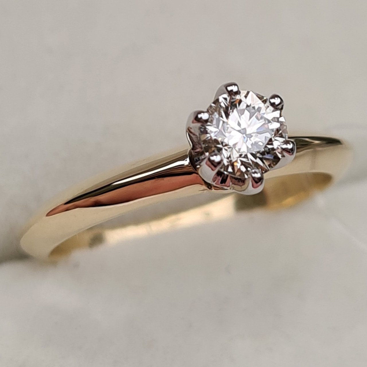 Кольцо Deimantas 97476905 16,5р 2,65гр 0,40ct. купить,NaN