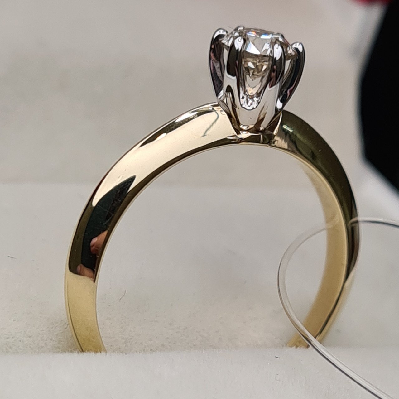 Кольцо Deimantas 97476905 16,5р 2,65гр 0,40ct. купить,NaN