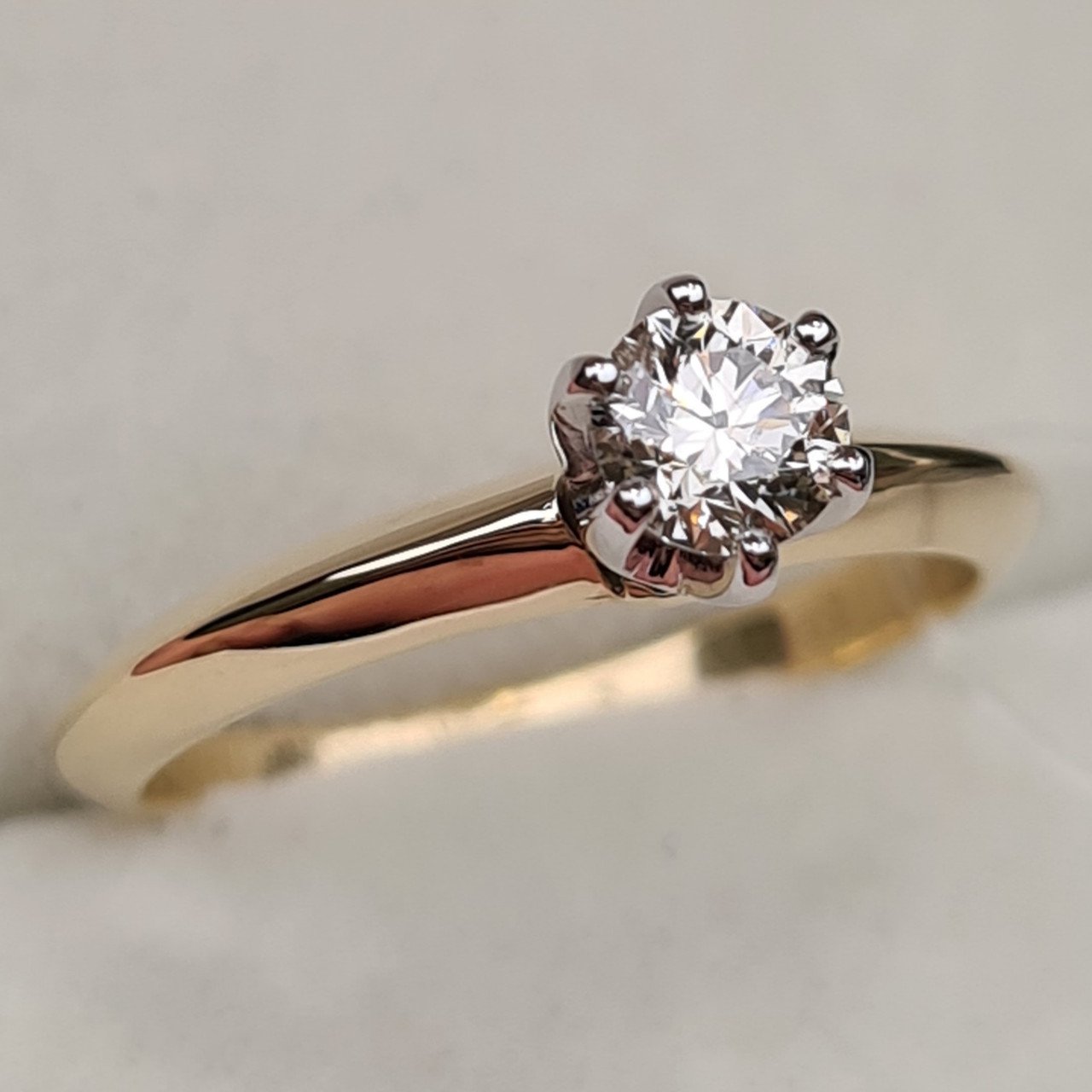 Кольцо Deimantas 97476905 16,5р 2,65гр 0,40ct. купить,NaN