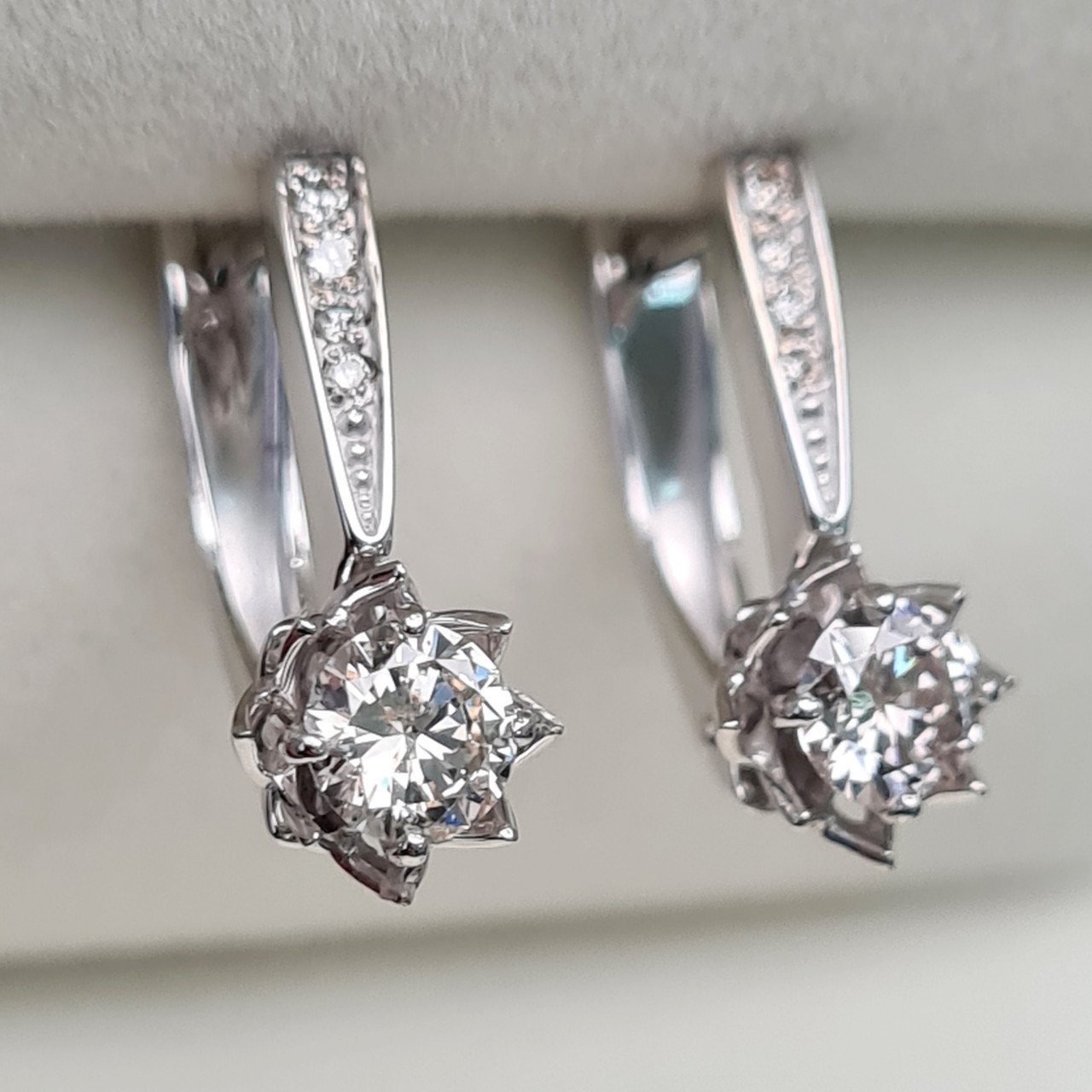 Серьги Deimantas 92807588 2,63гр 0,66ct. купить,NaN