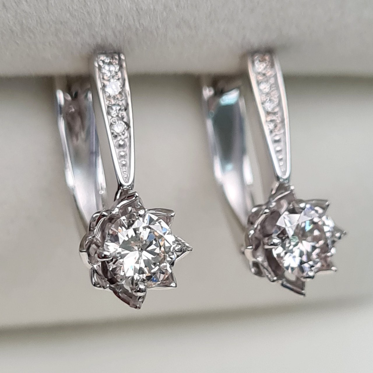 Серьги Deimantas 92807588 2,63гр 0,66ct. купить,NaN