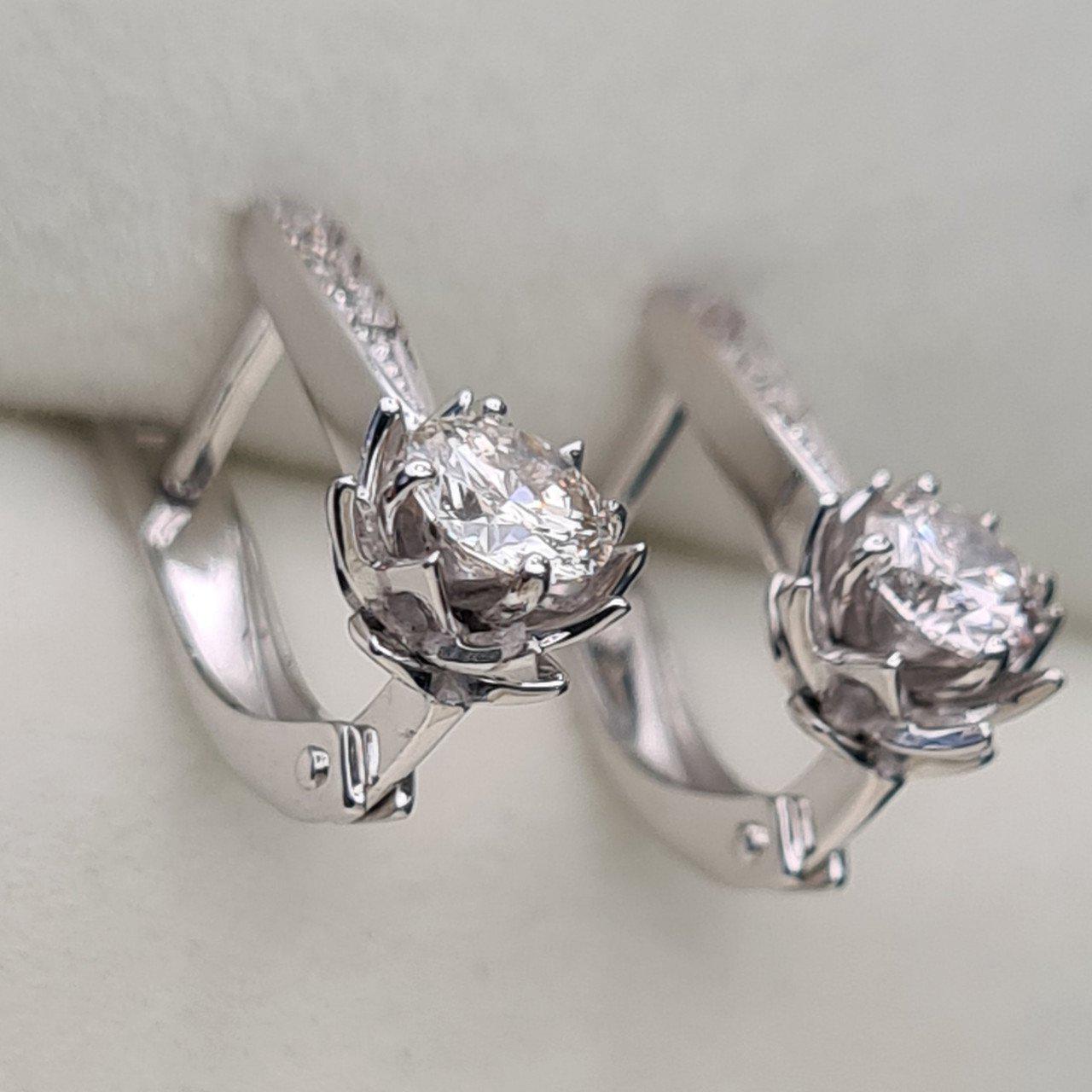 Серьги Deimantas 92807588 2,63гр 0,66ct. купить,NaN